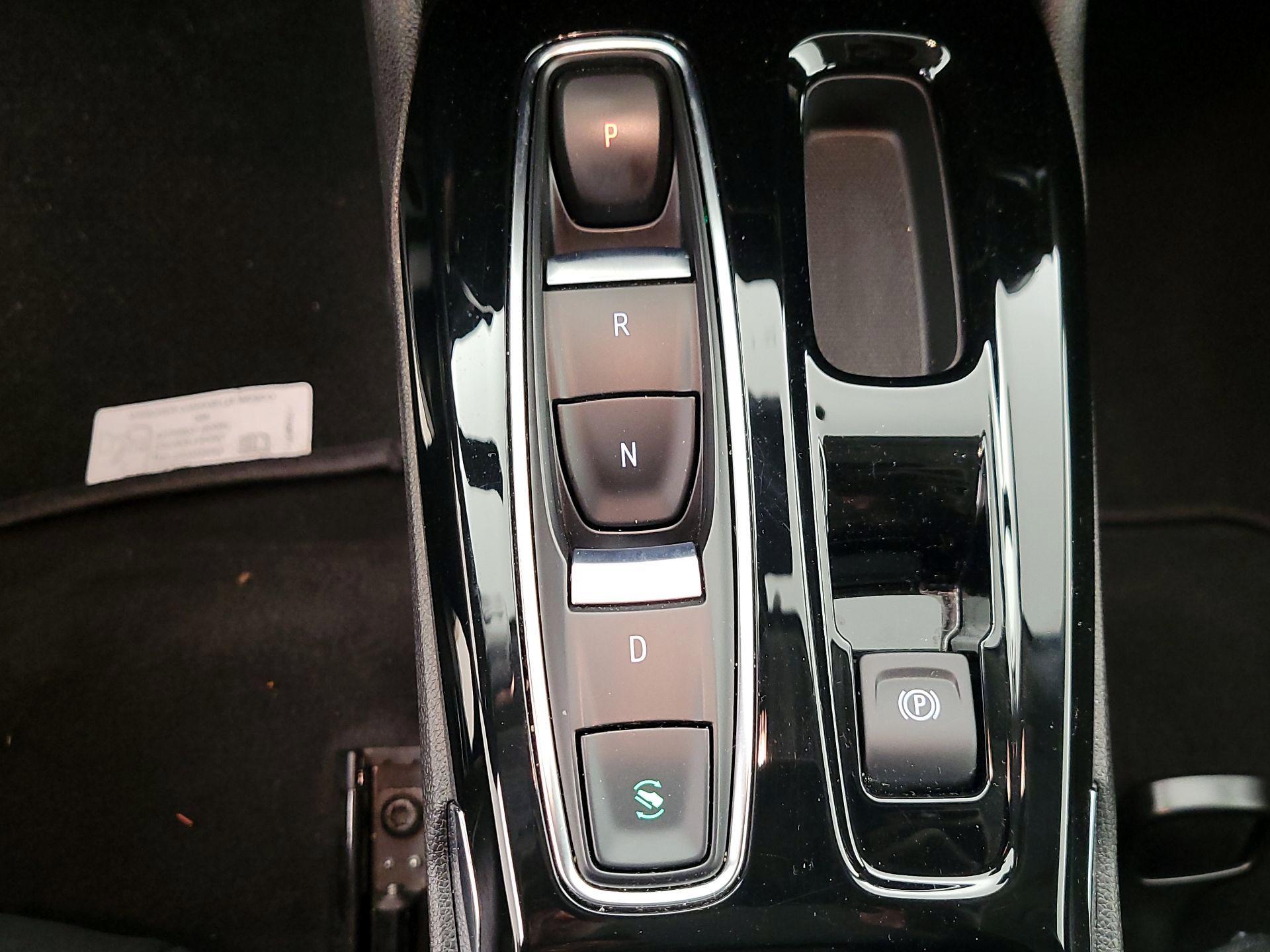 Thumbnail: 2023 Chevrolet Bolt EUV - 18