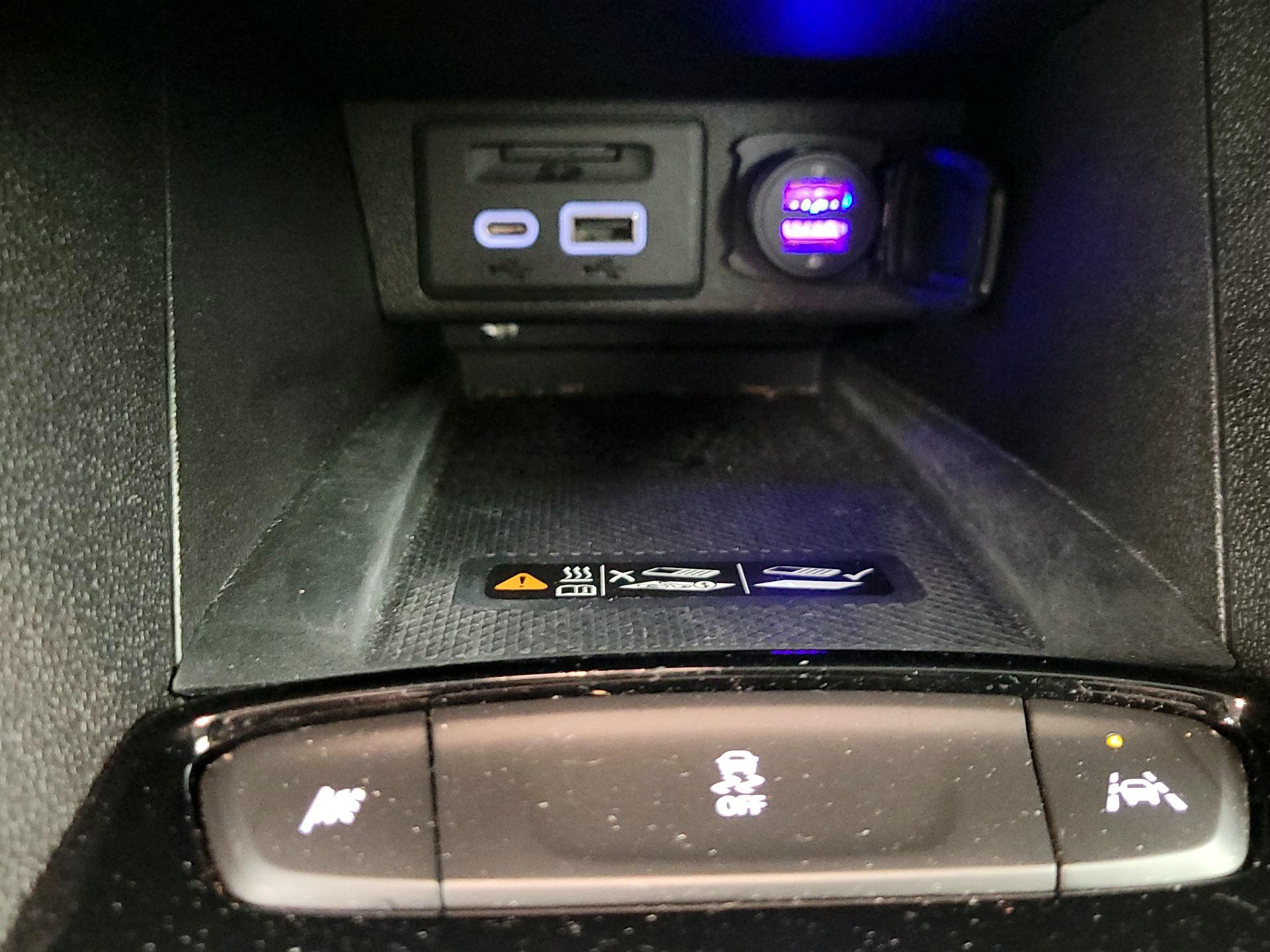 Thumbnail: 2023 Chevrolet Bolt EUV - 19