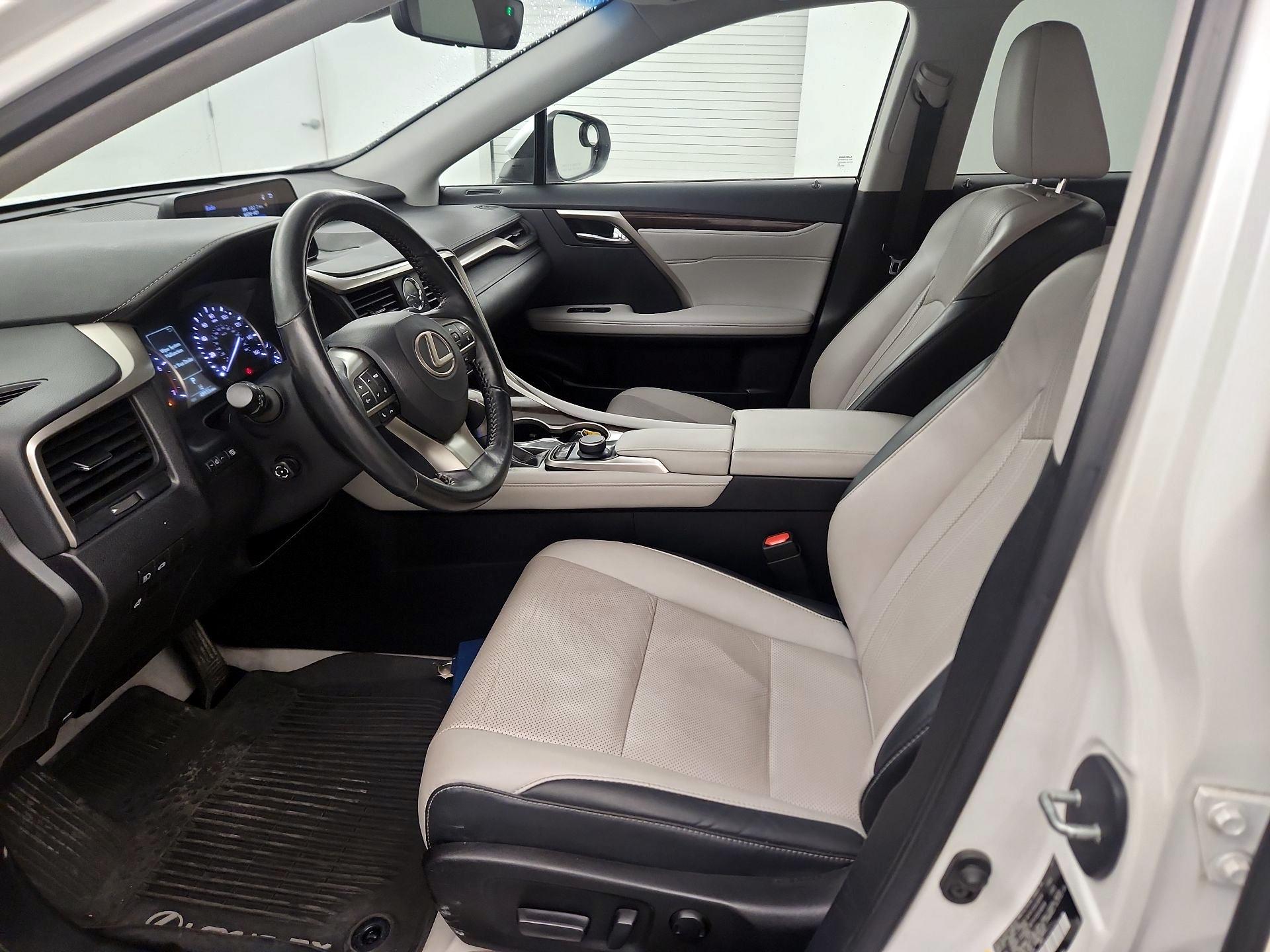 Thumbnail: 2019 Lexus RX - 9