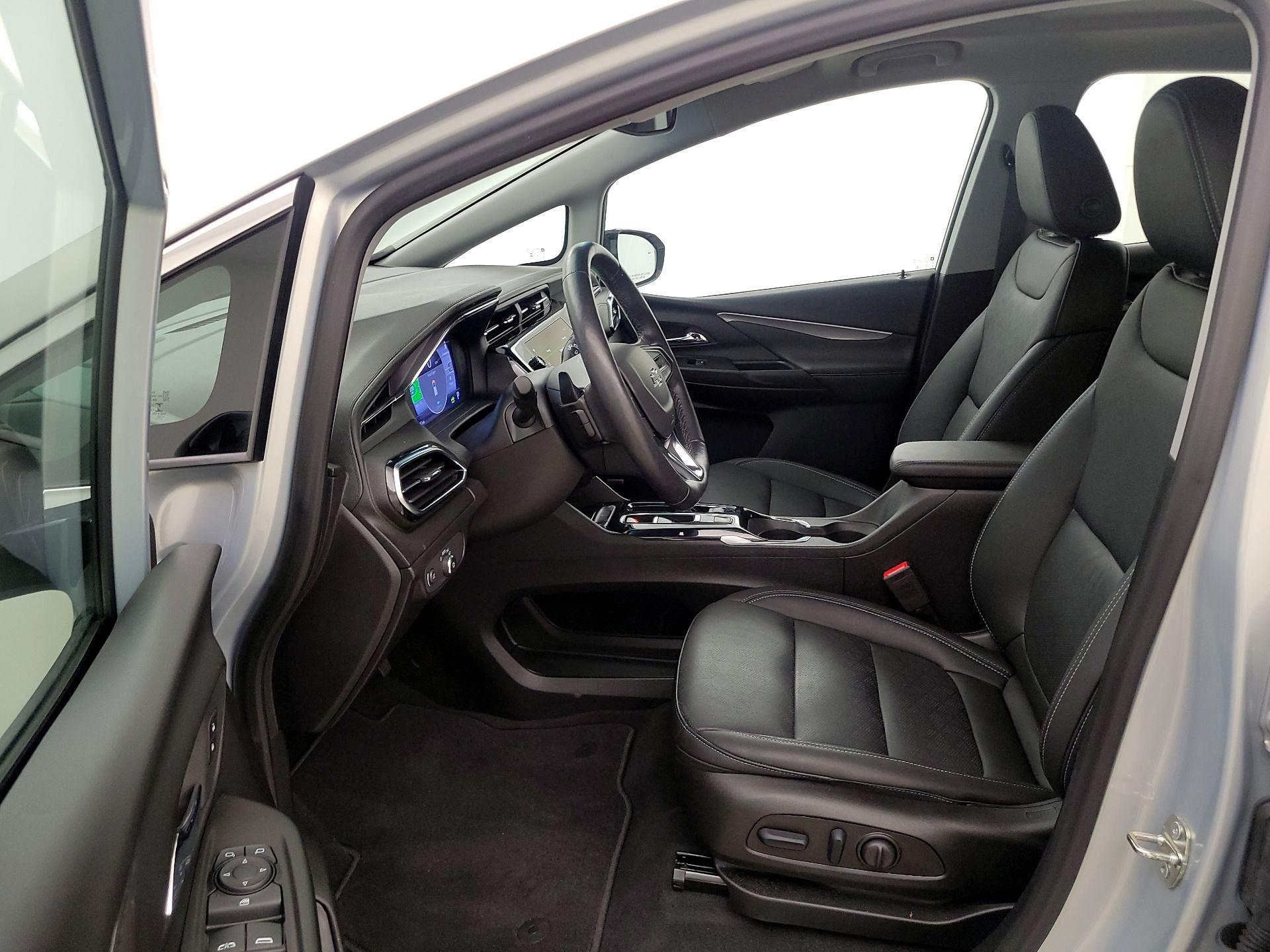 Thumbnail: 2023 Chevrolet Bolt EV - 11