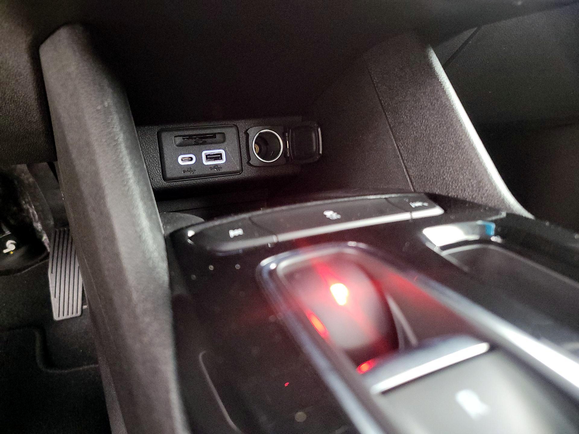 Thumbnail: 2023 Chevrolet Bolt EV - 18