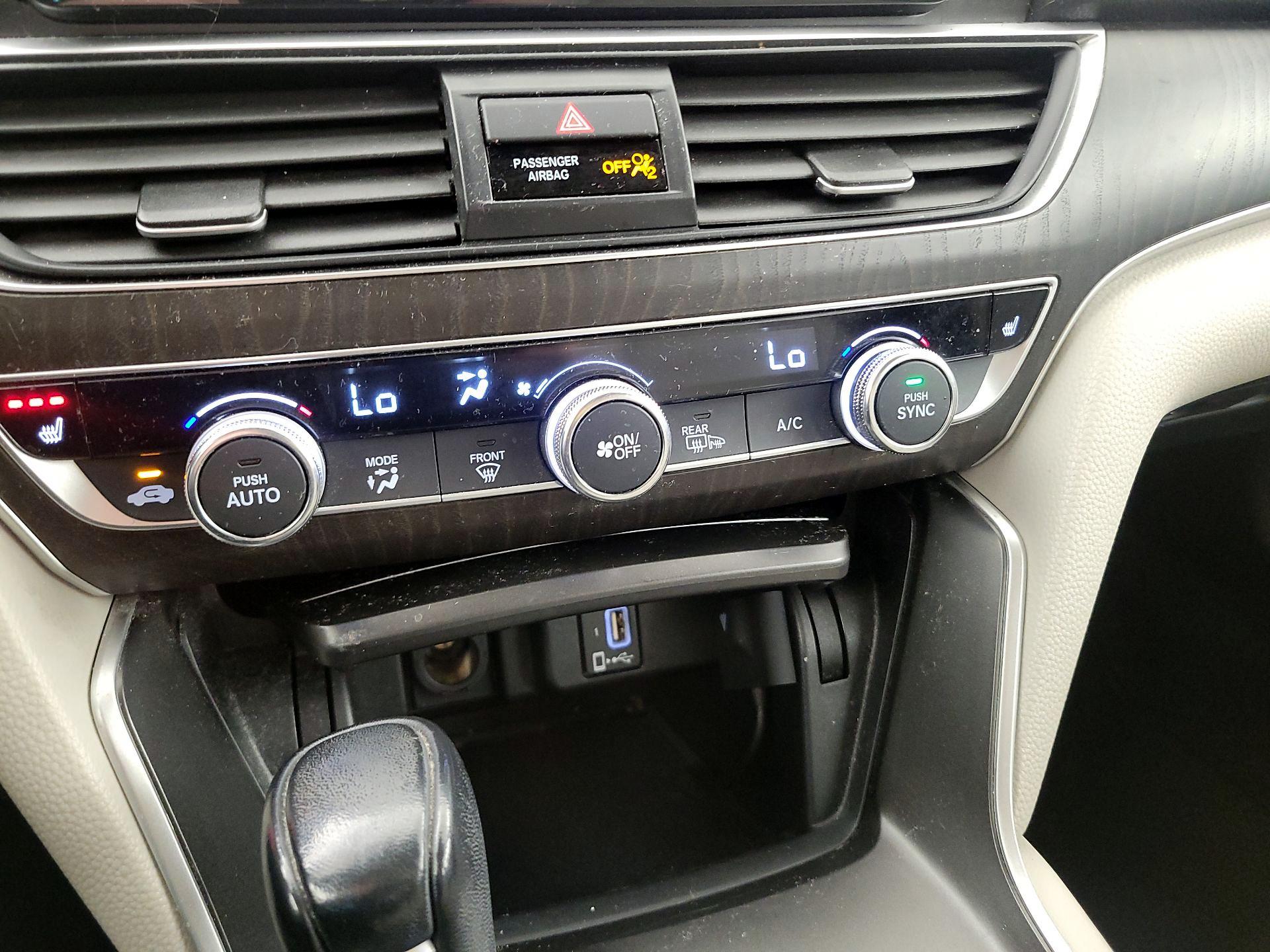 Thumbnail: 2018 Honda Accord - 16