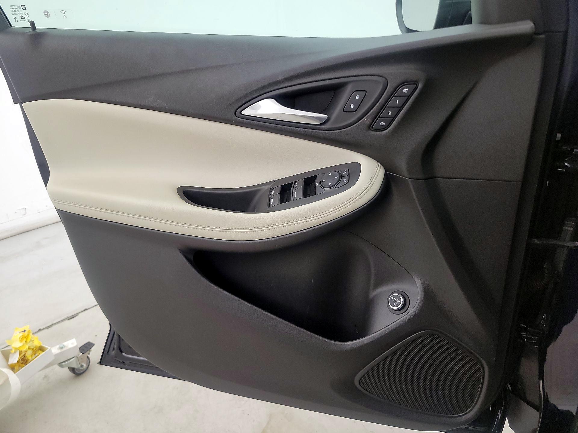 Thumbnail: 2021 Buick Encore GX - 12