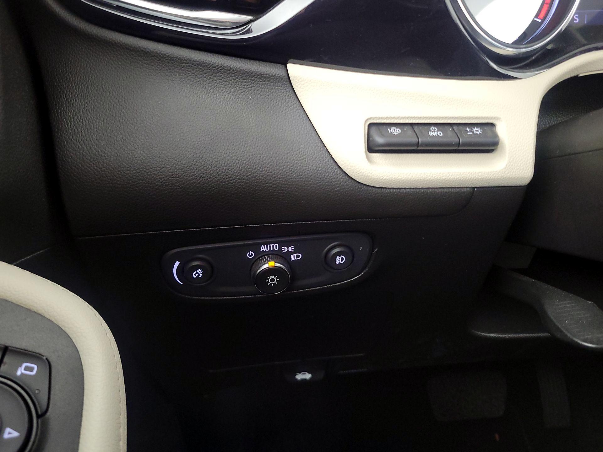 Thumbnail: 2021 Buick Encore GX - 13