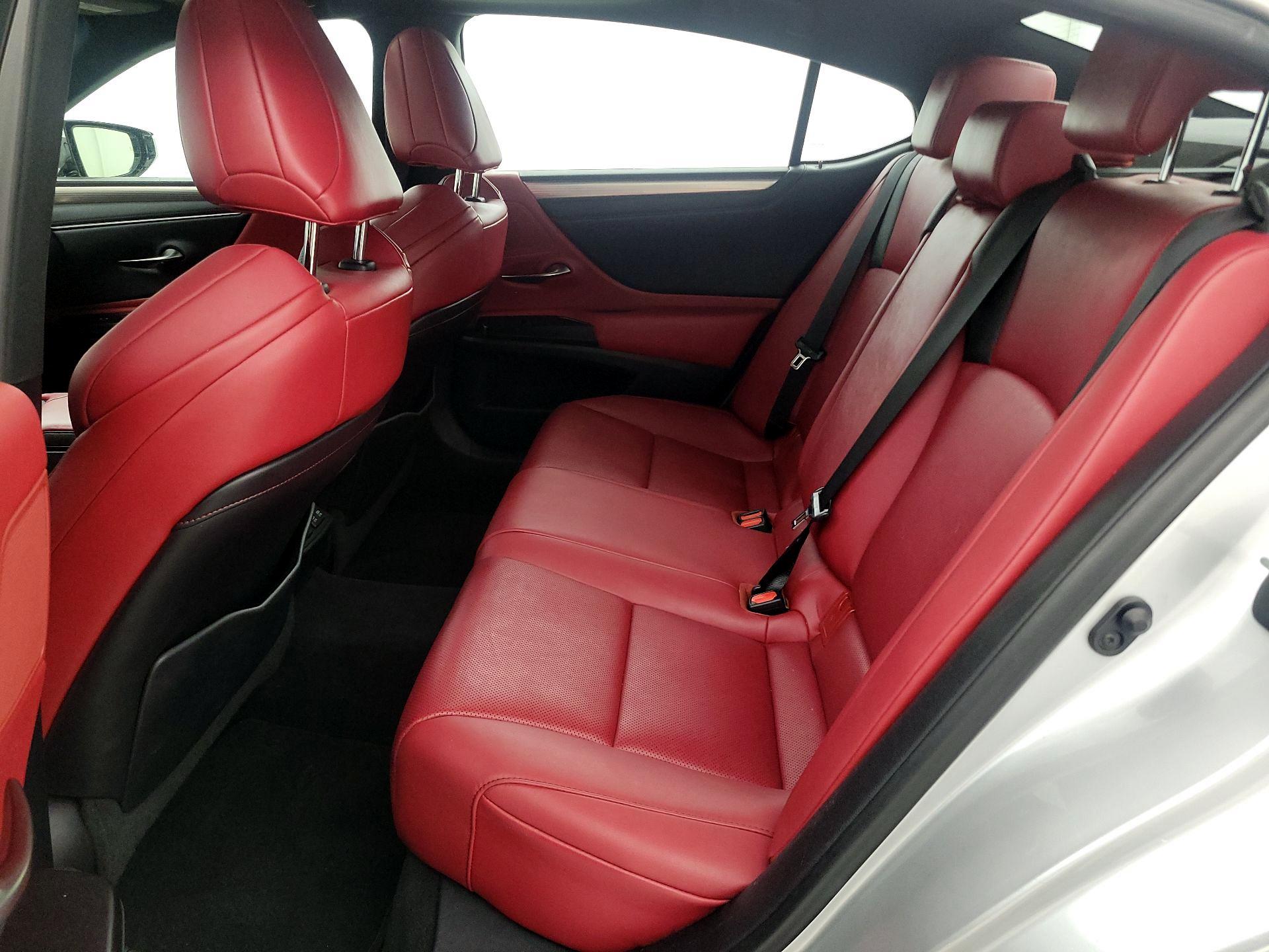 Thumbnail: 2021 Lexus ES - 20