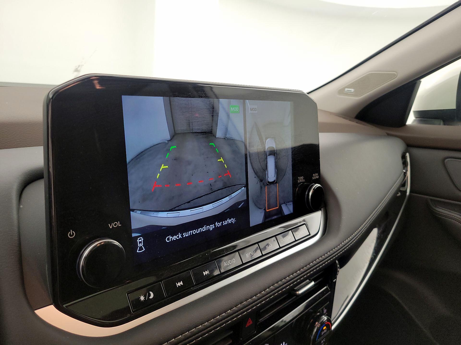 Thumbnail: 2023 Nissan Rogue - 15