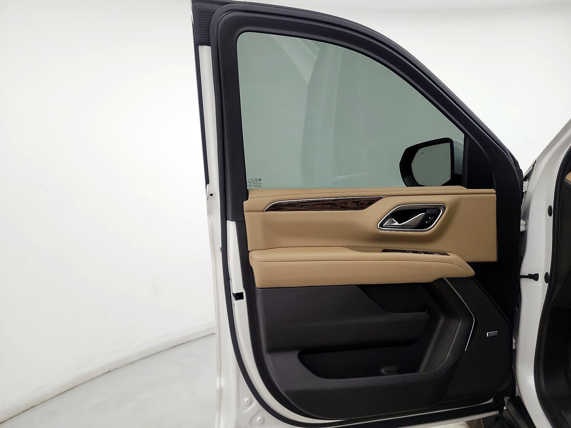 Thumbnail: 2021 Chevrolet Tahoe - 12