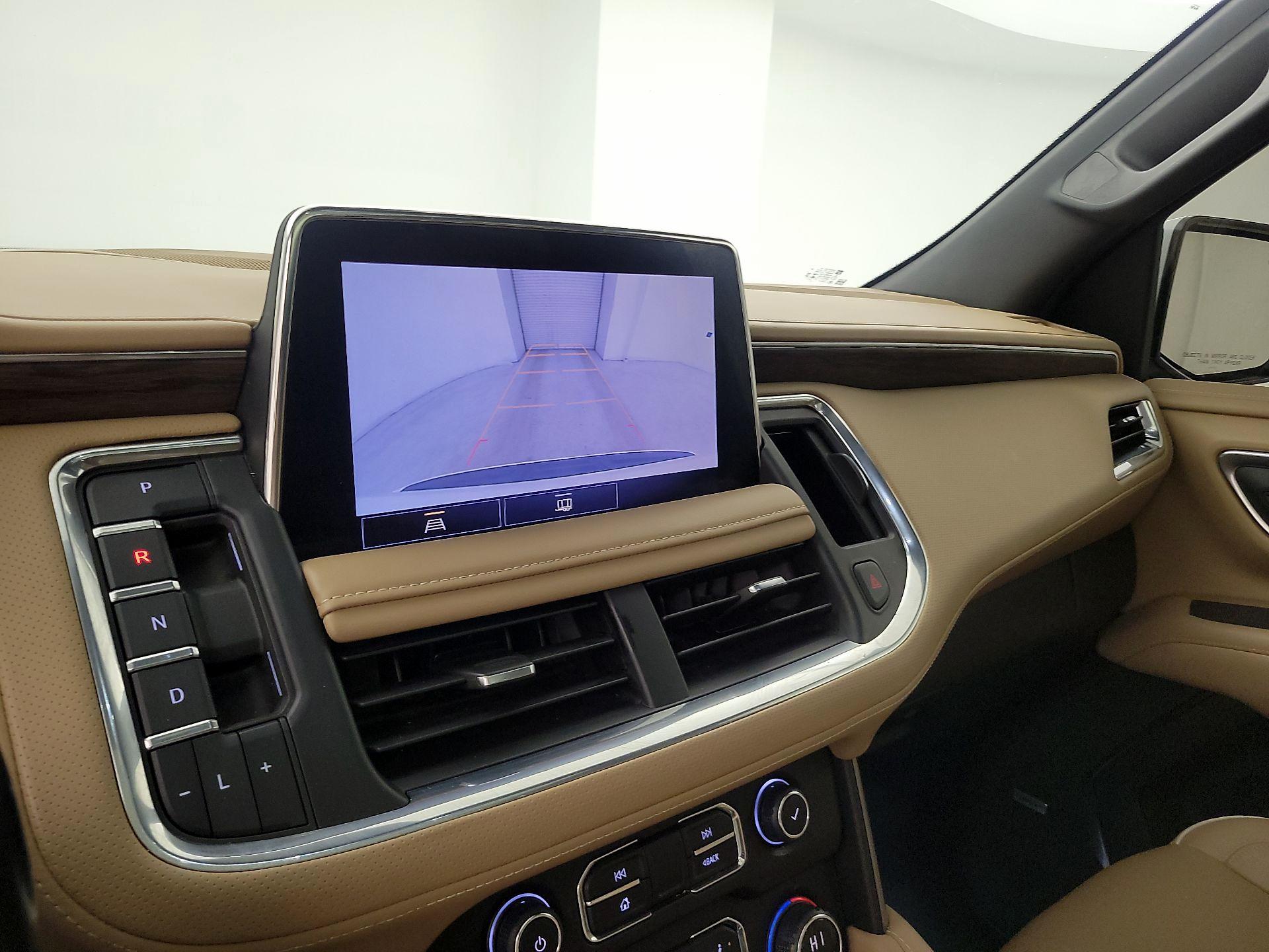 Thumbnail: 2021 Chevrolet Tahoe - 15