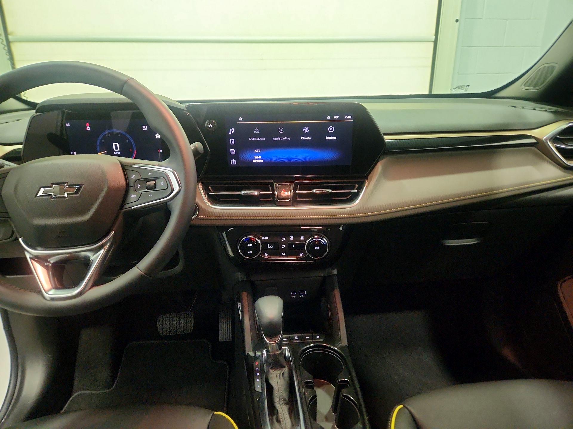 Thumbnail: 2025 Chevrolet TrailBlazer - 9