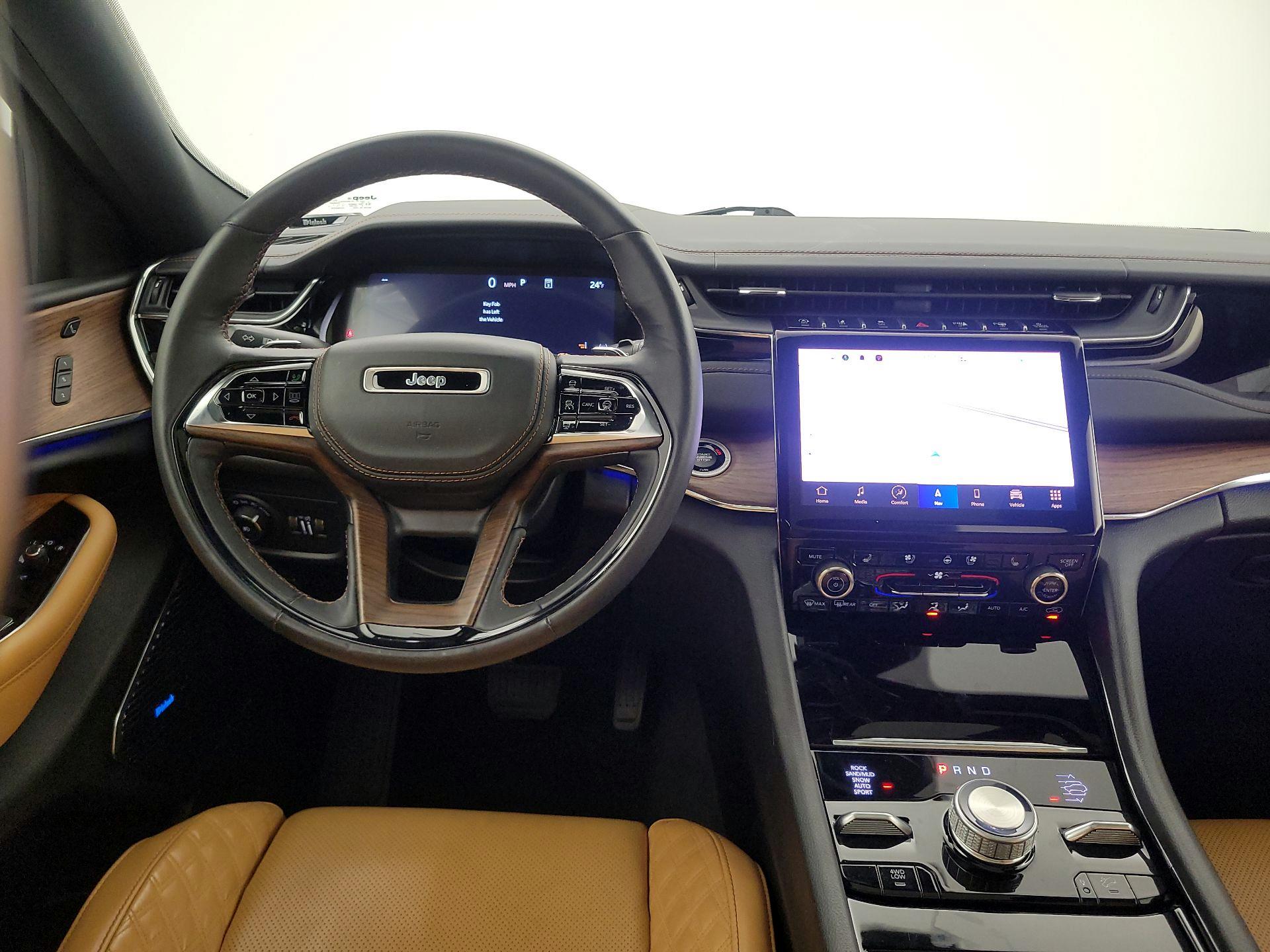 Thumbnail: 2024 Jeep Grand Cherokee L - 10