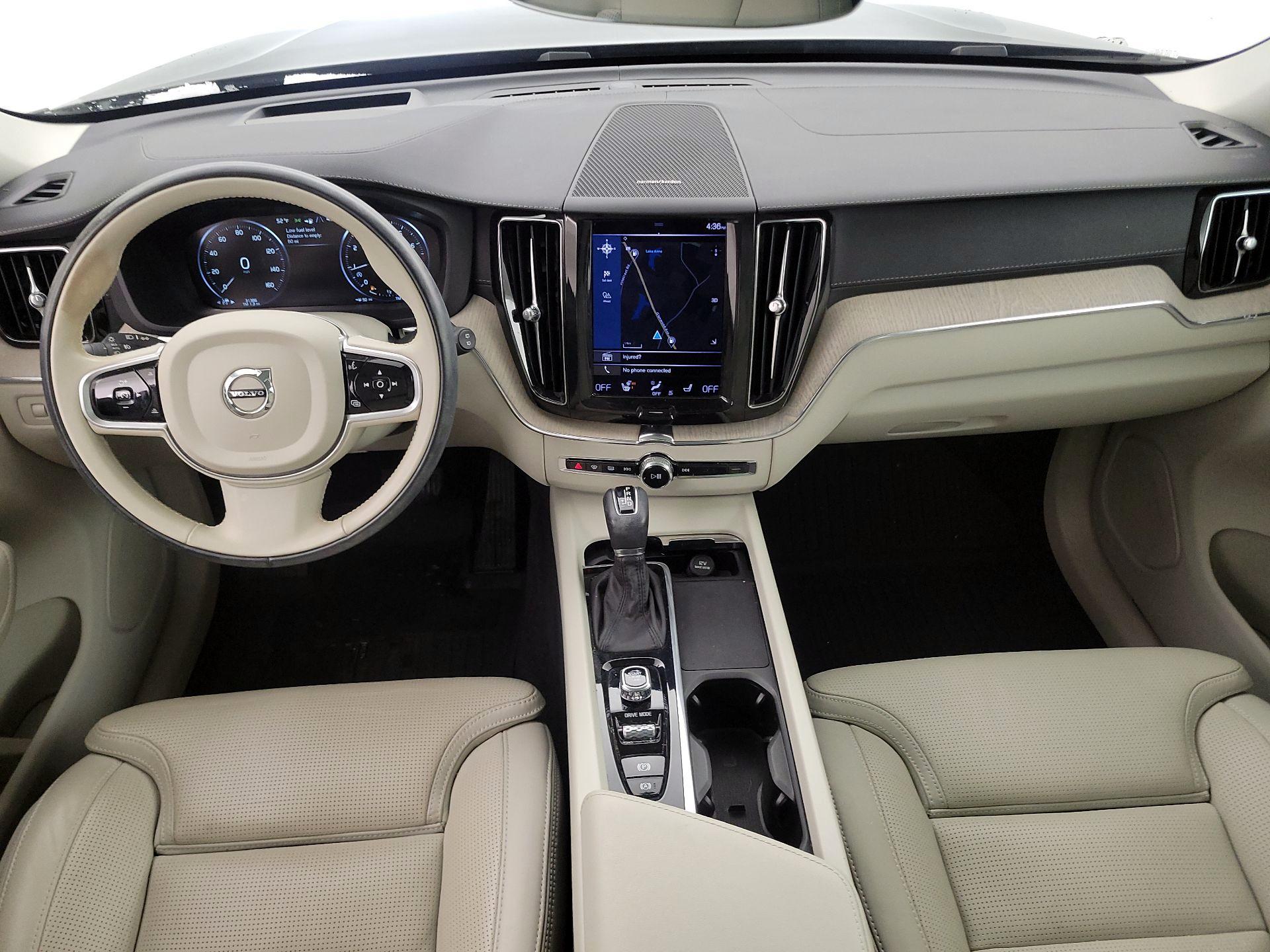 Thumbnail: 2021 Volvo XC60 - 9