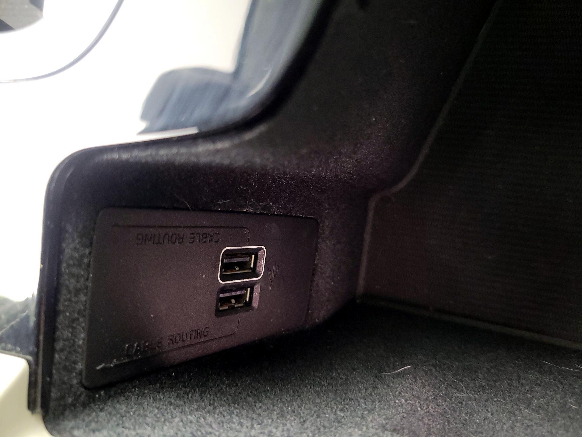 Thumbnail: 2021 Volvo XC60 - 19