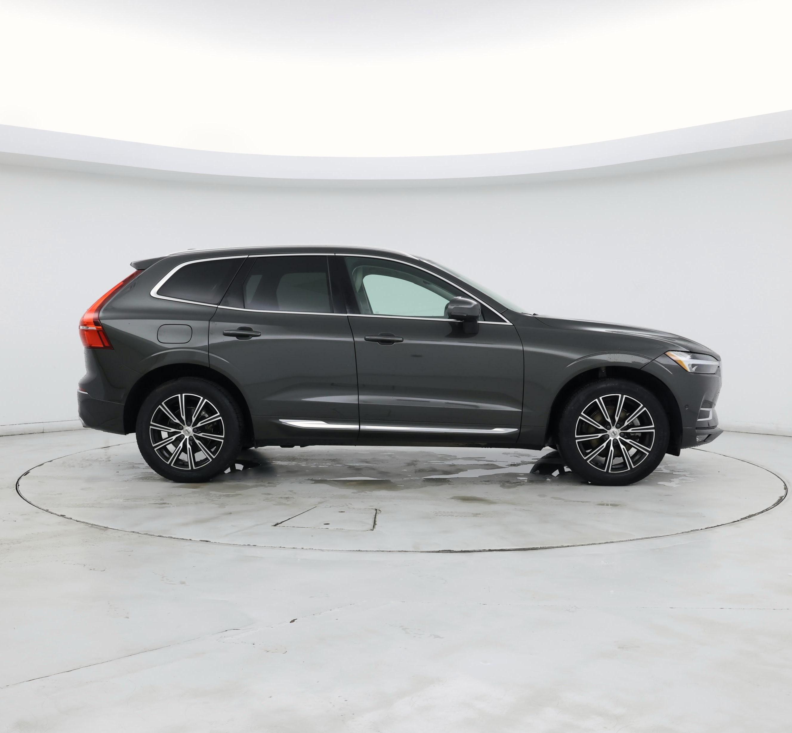 Thumbnail: 2021 Volvo XC60 - 7