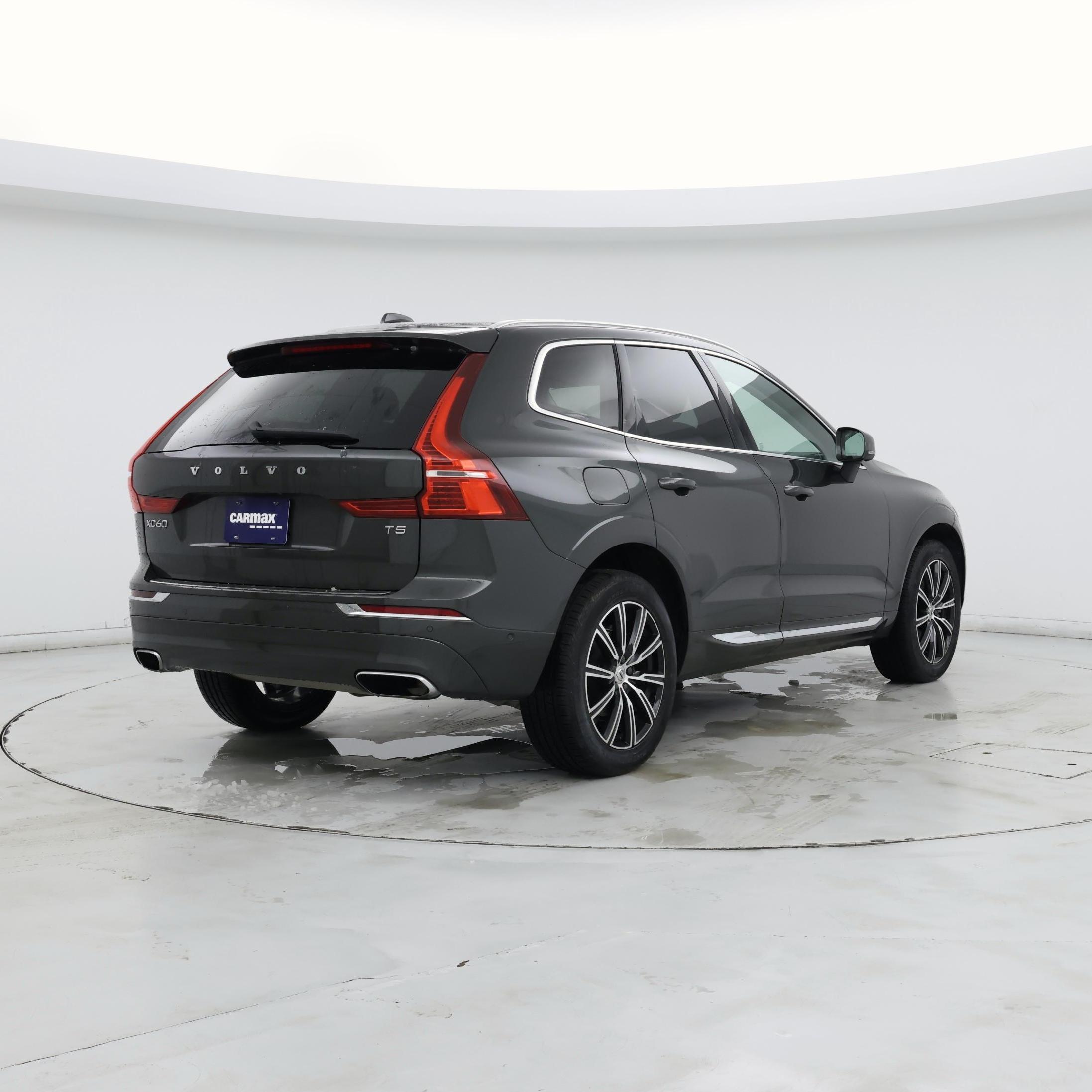 Thumbnail: 2021 Volvo XC60 - 8