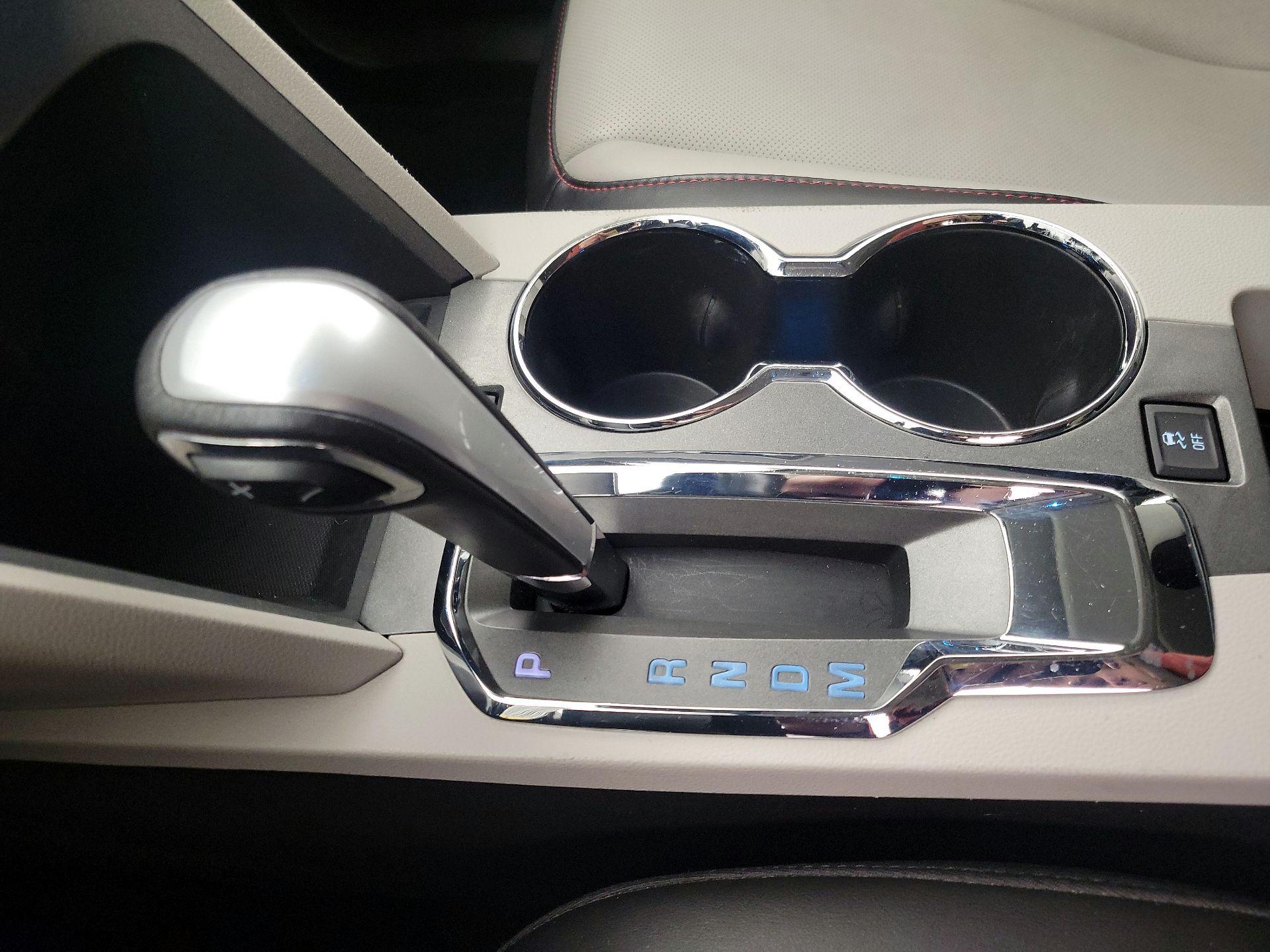 Thumbnail: 2015 Chevrolet Equinox - 16