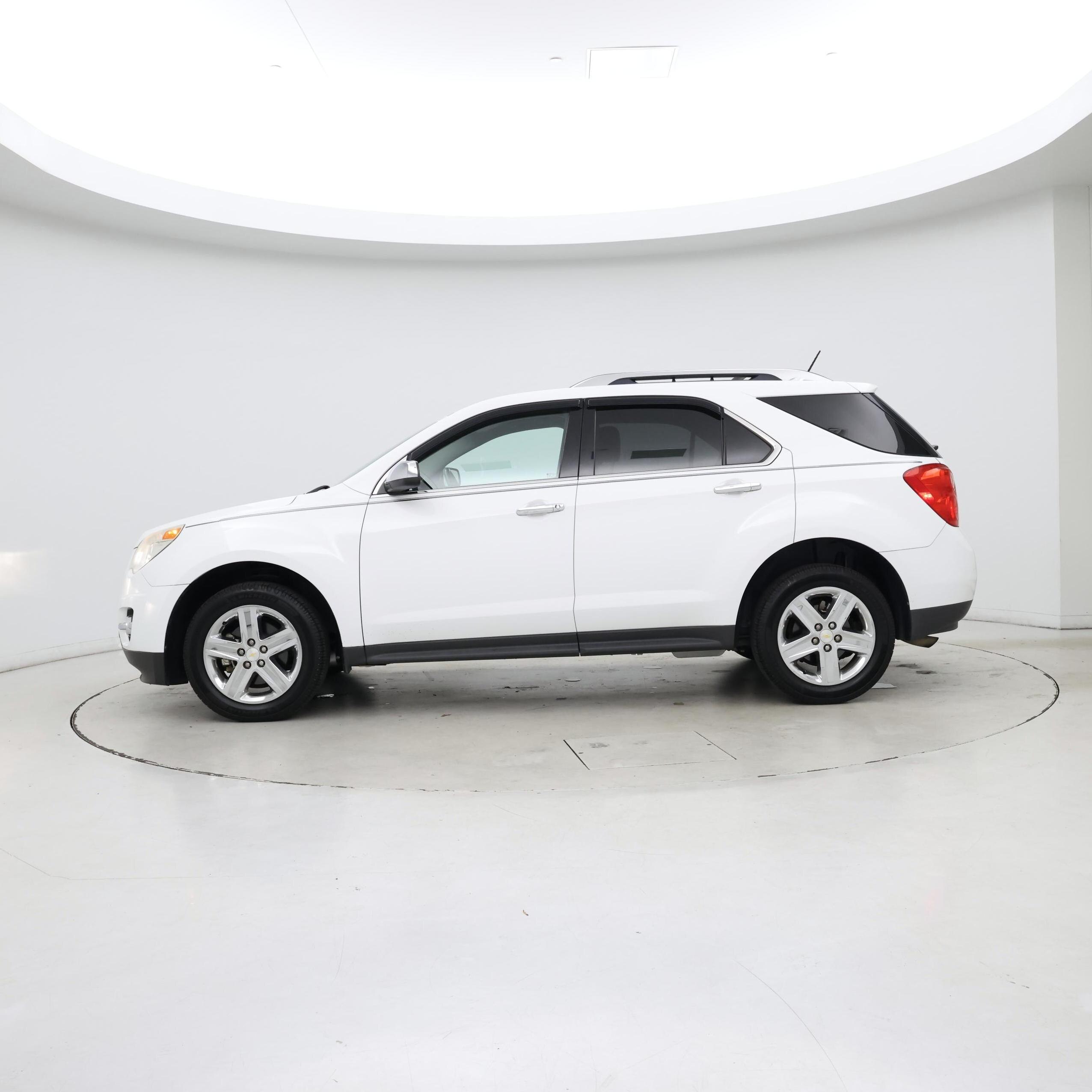Thumbnail: 2015 Chevrolet Equinox - 3