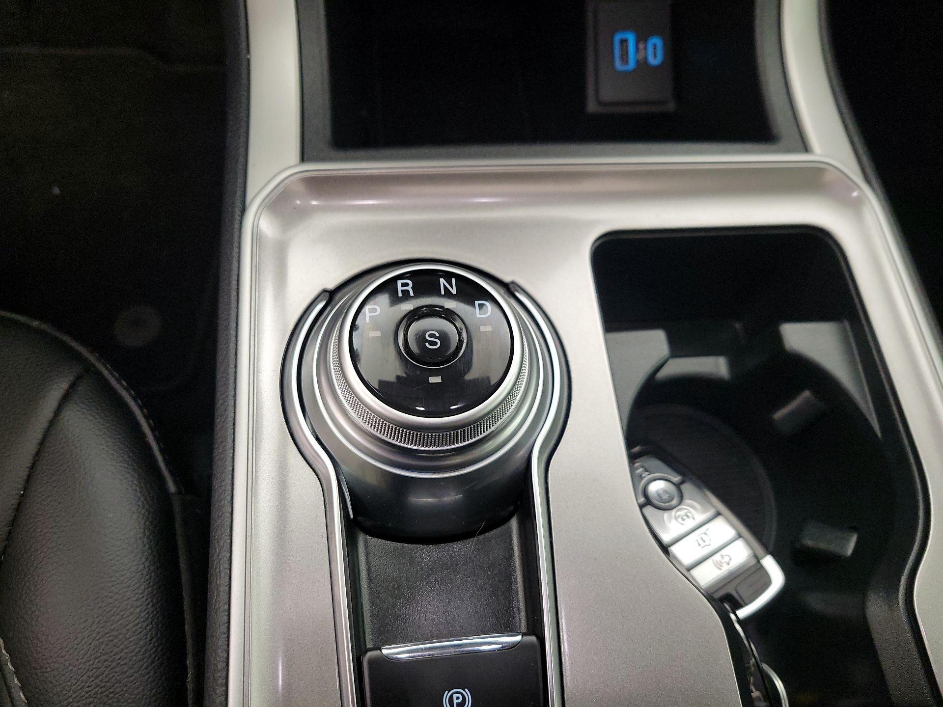 Thumbnail: 2024 Ford Edge - 17