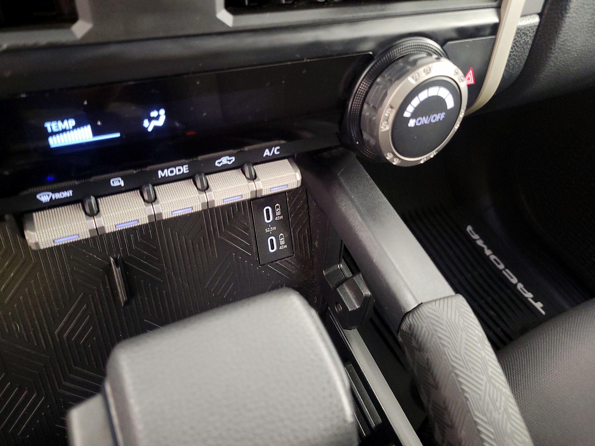 Thumbnail: 2024 Toyota Tacoma - 18