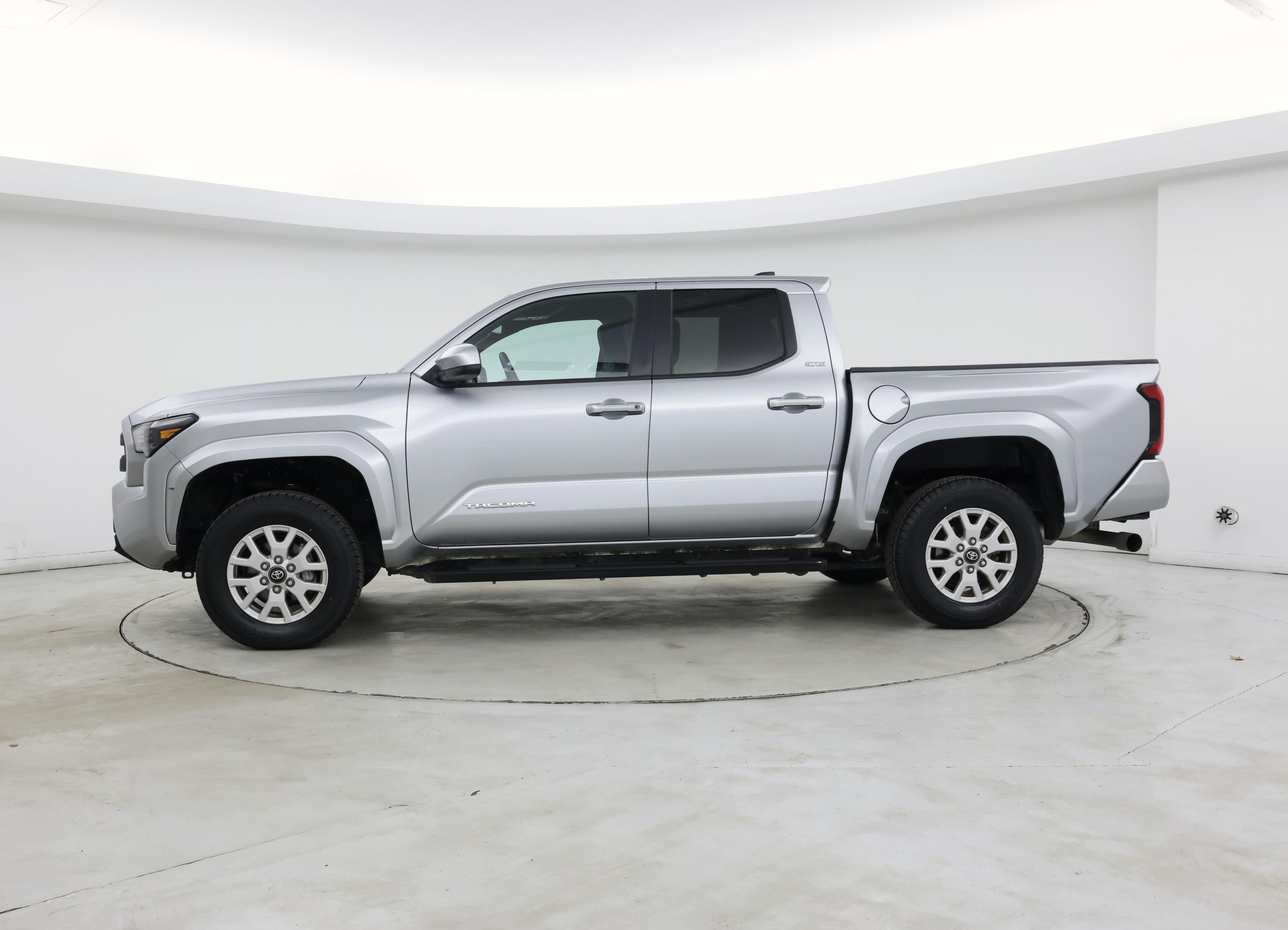 Thumbnail: 2024 Toyota Tacoma - 3