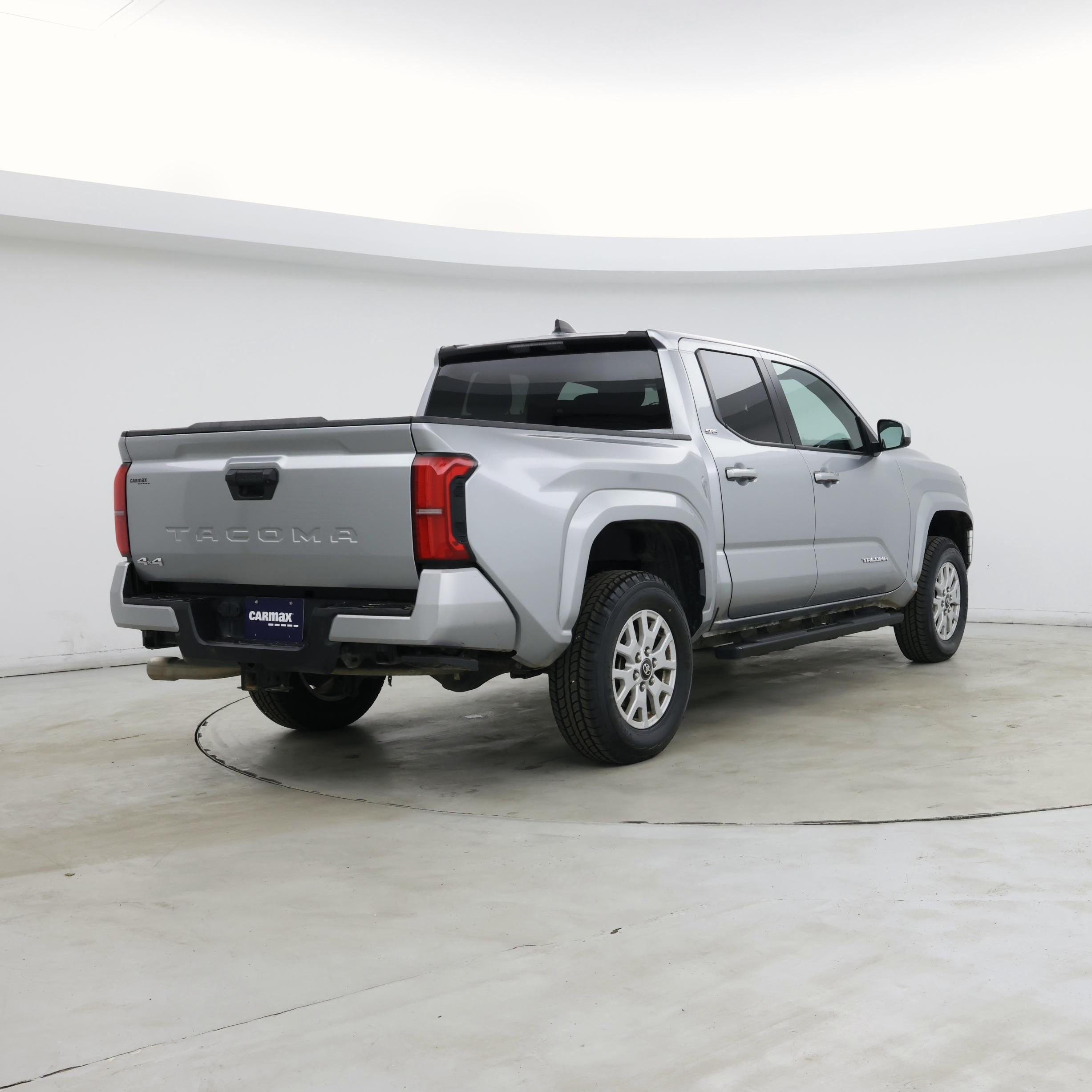 Thumbnail: 2024 Toyota Tacoma - 8