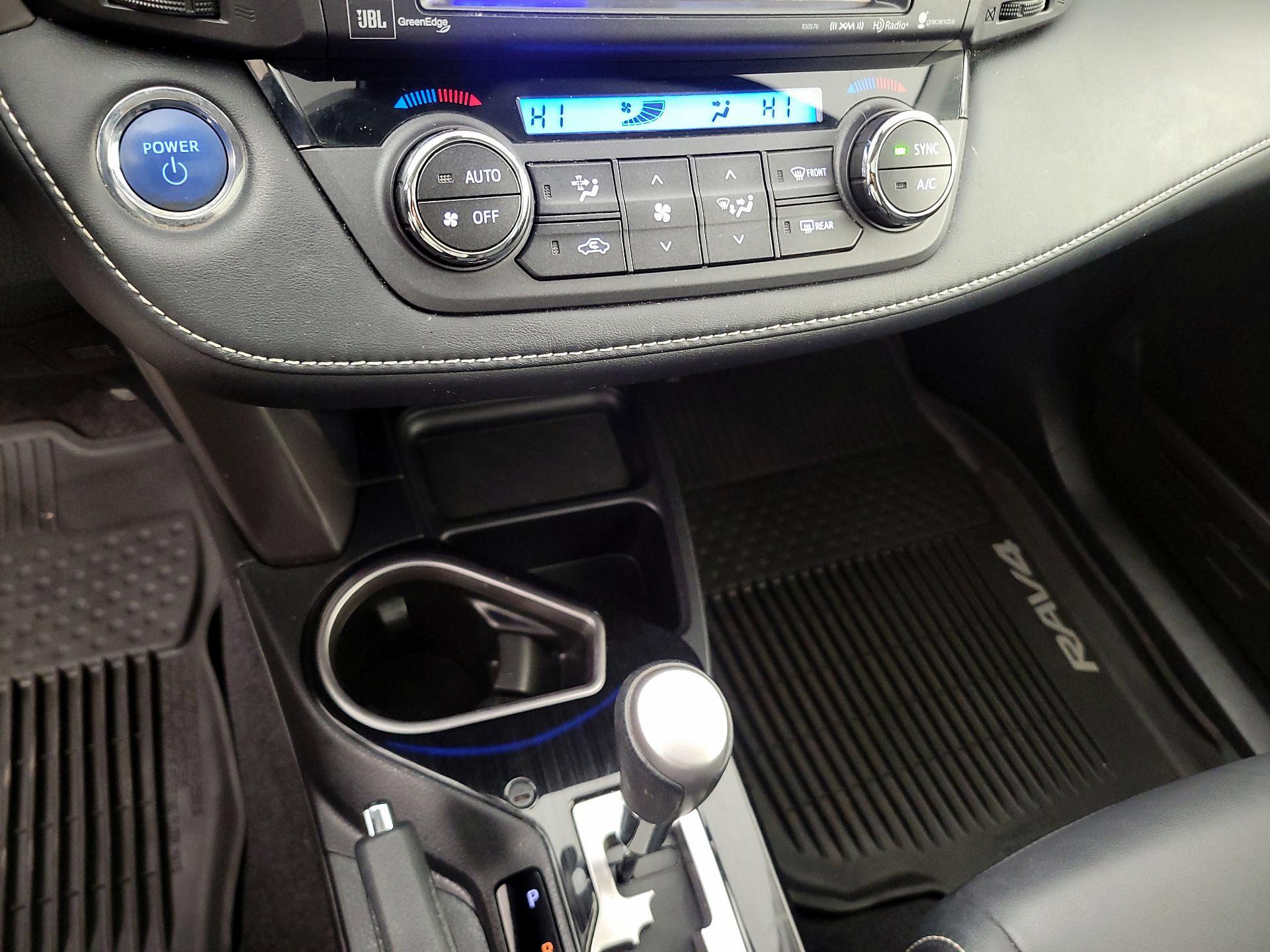 Thumbnail: 2017 Toyota RAV4 - 17