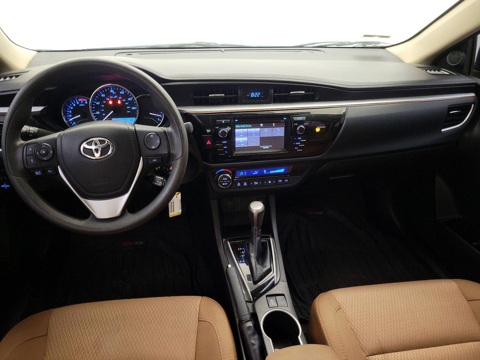 Thumbnail: 2015 Toyota Corolla - 9