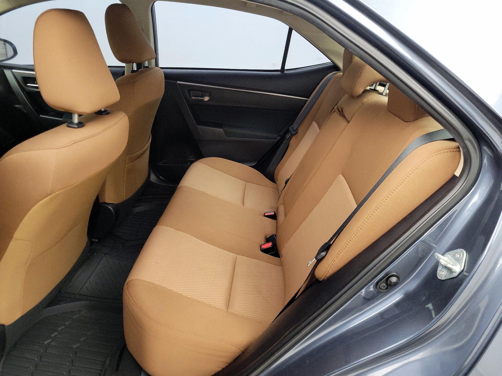 Thumbnail: 2015 Toyota Corolla - 18