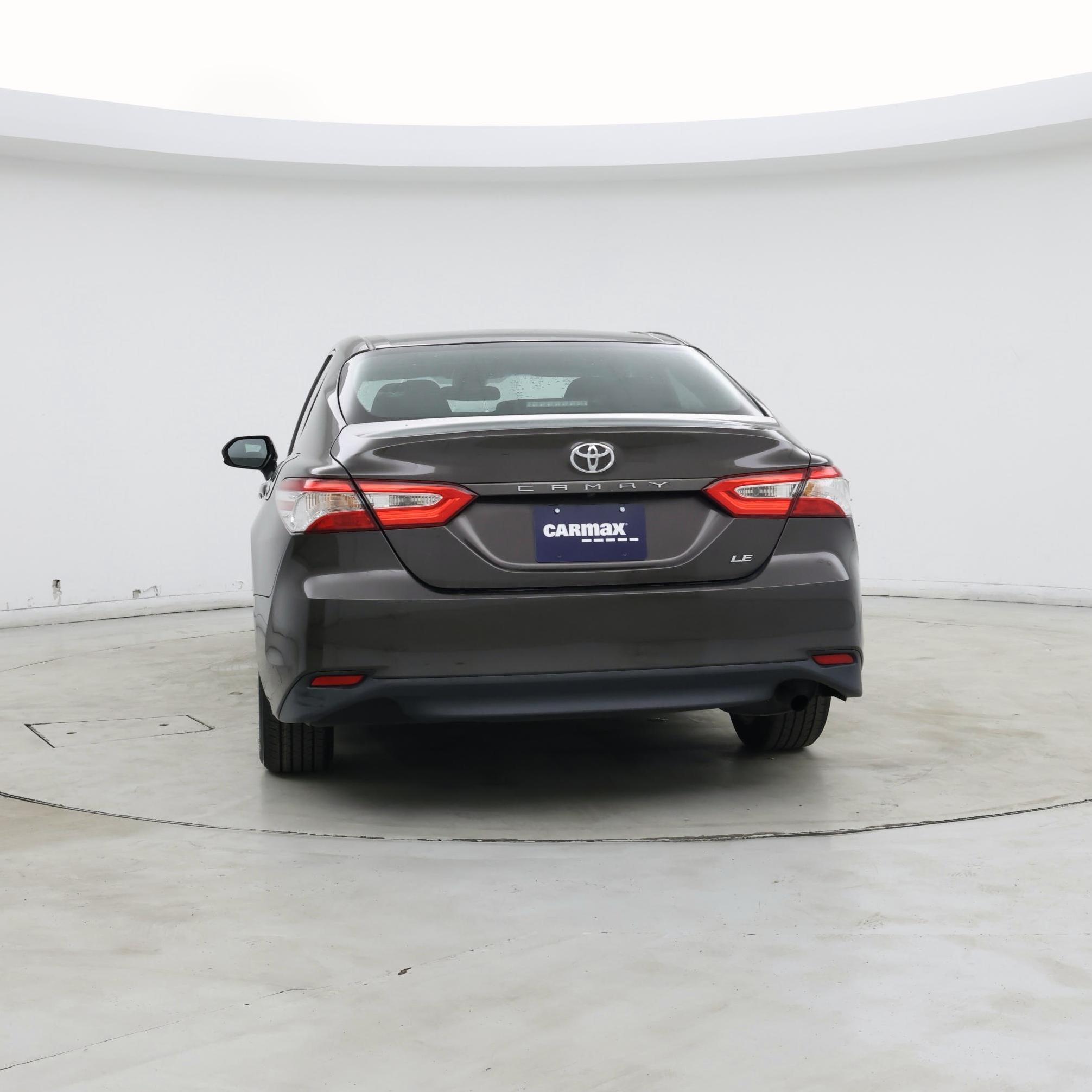 Thumbnail: 2018 Toyota Camry - 6