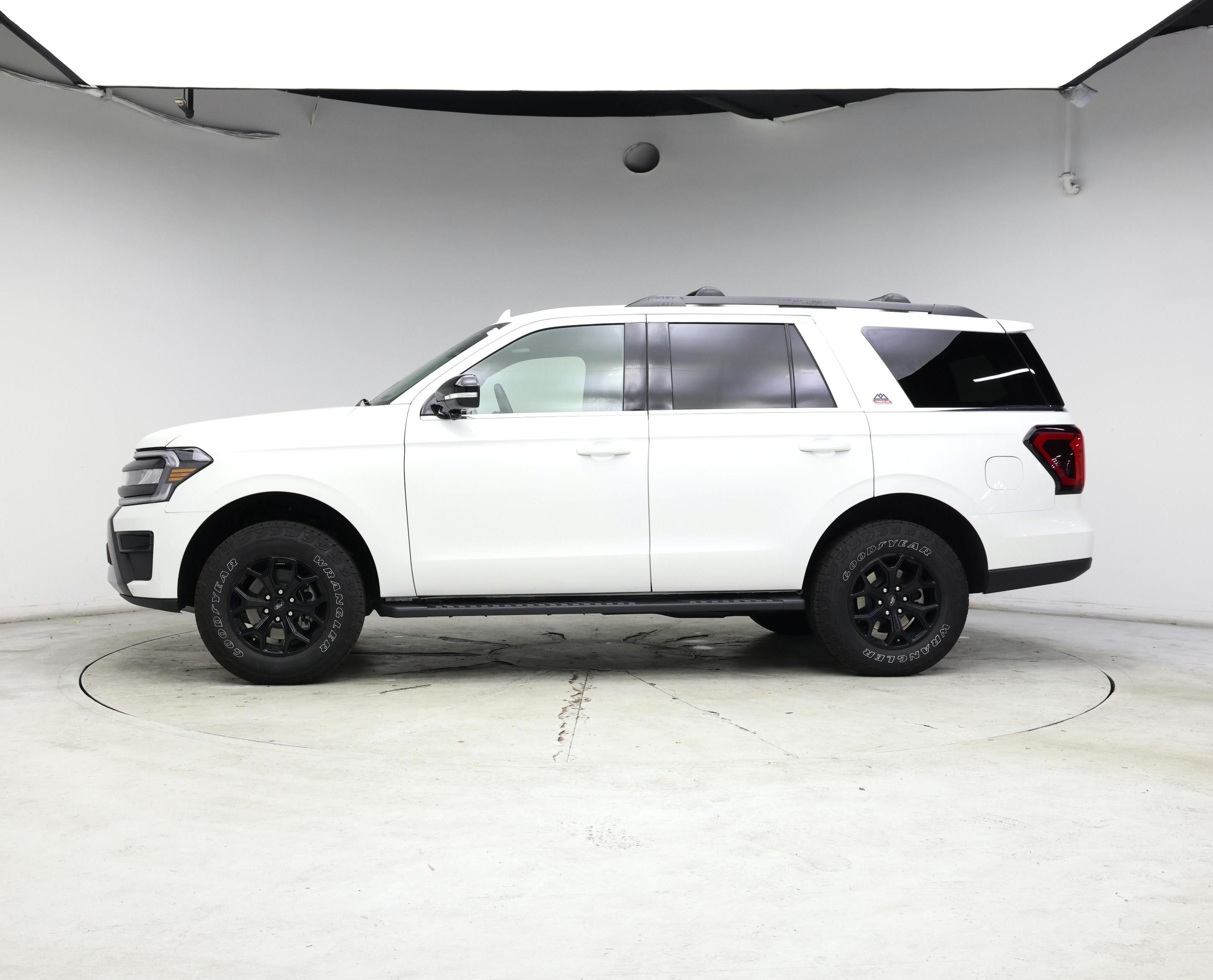 Thumbnail: 2024 Ford Expedition - 3