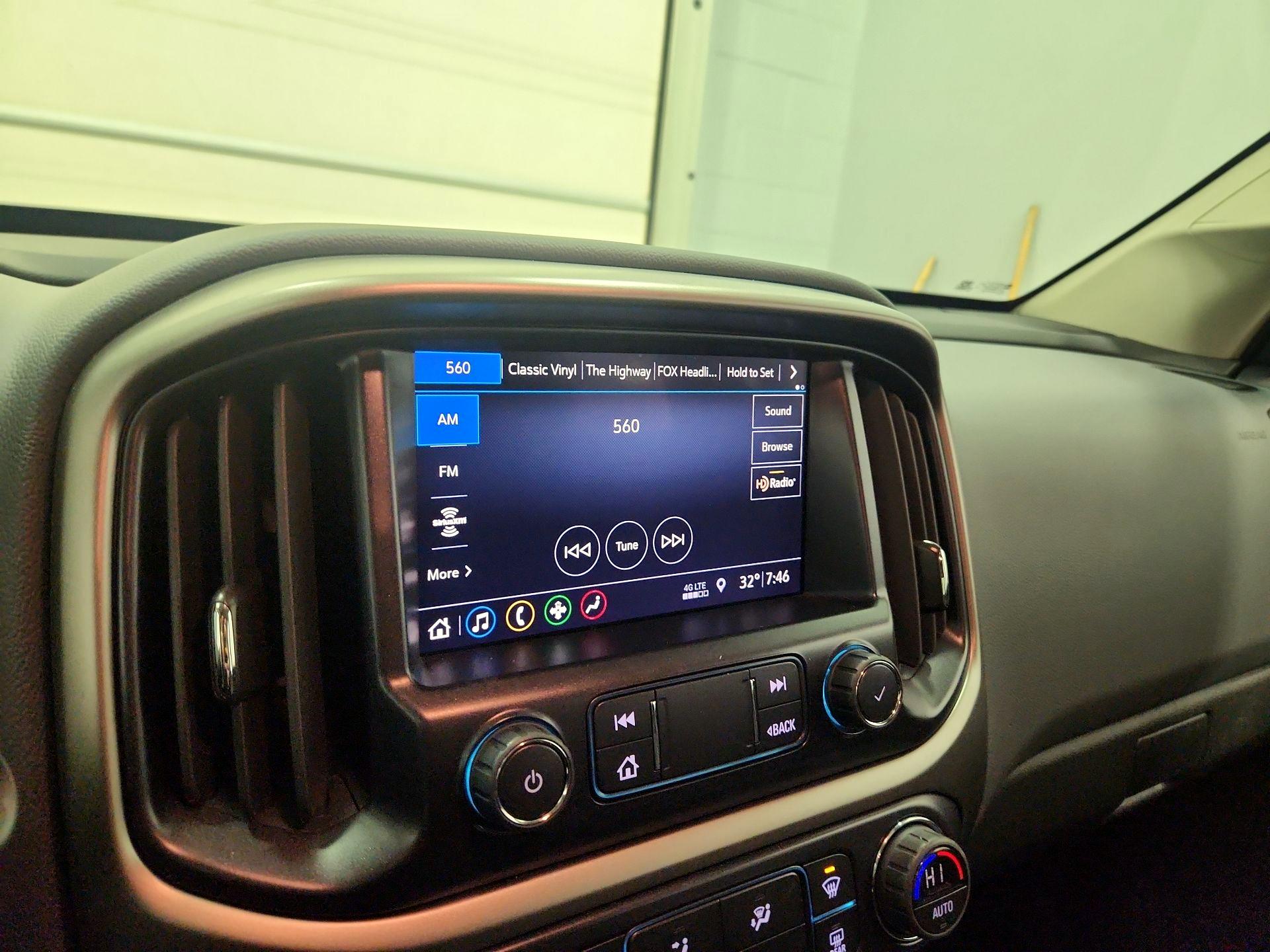 Thumbnail: 2022 Chevrolet Colorado - 15