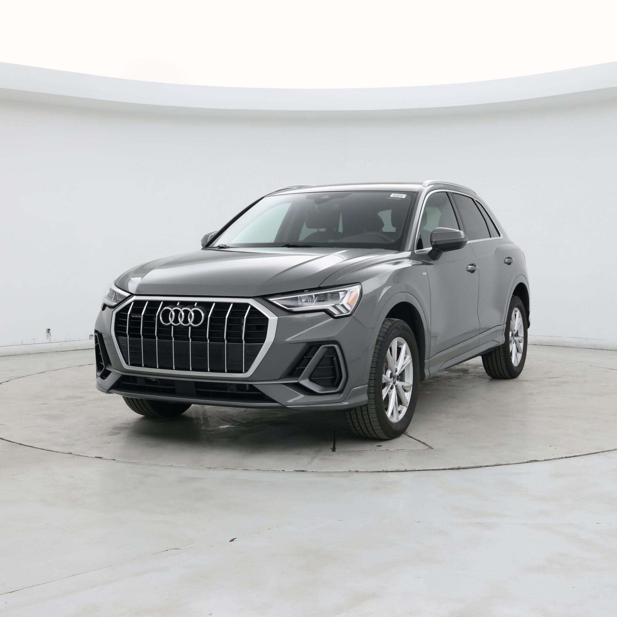 Thumbnail: 2022 Audi Q3 - 4