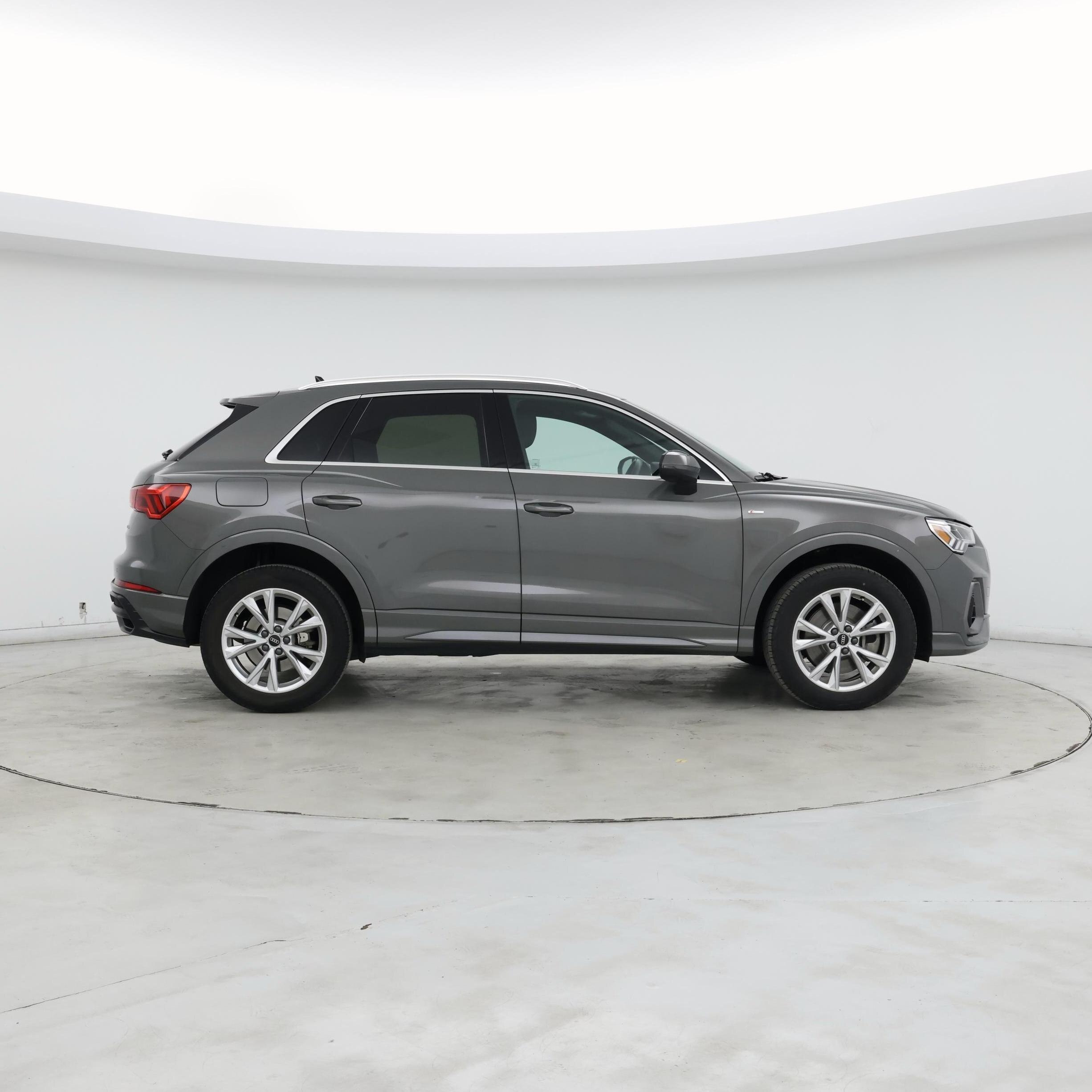 Thumbnail: 2022 Audi Q3 - 7