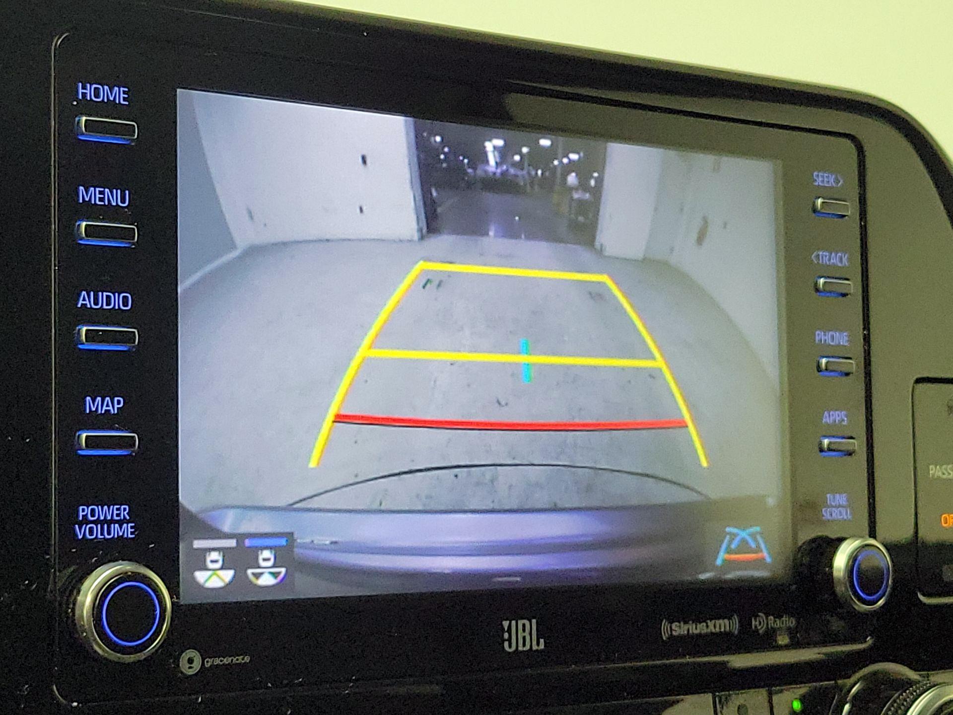 Thumbnail: 2020 Toyota Highlander - 14