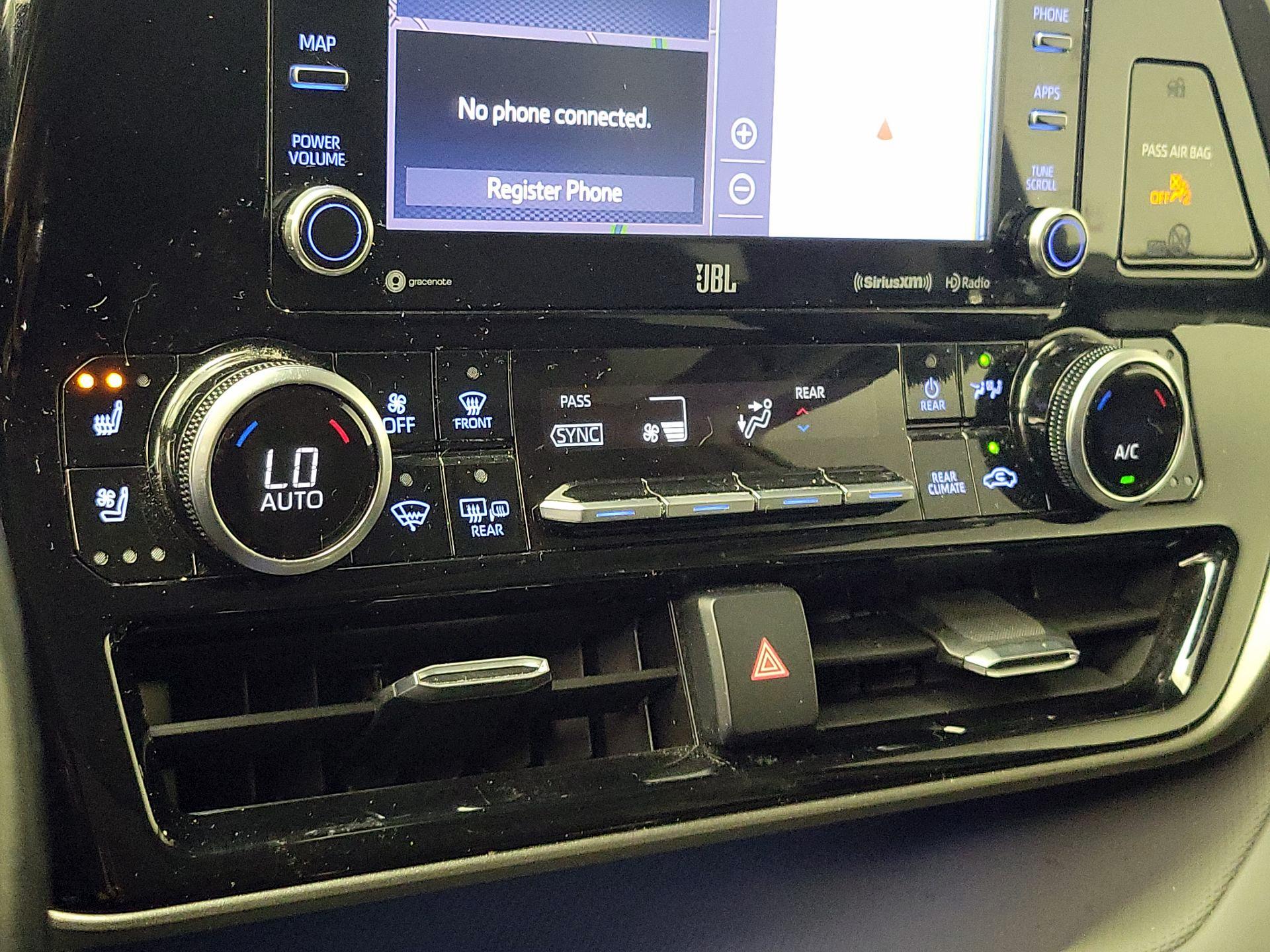 Thumbnail: 2020 Toyota Highlander - 16