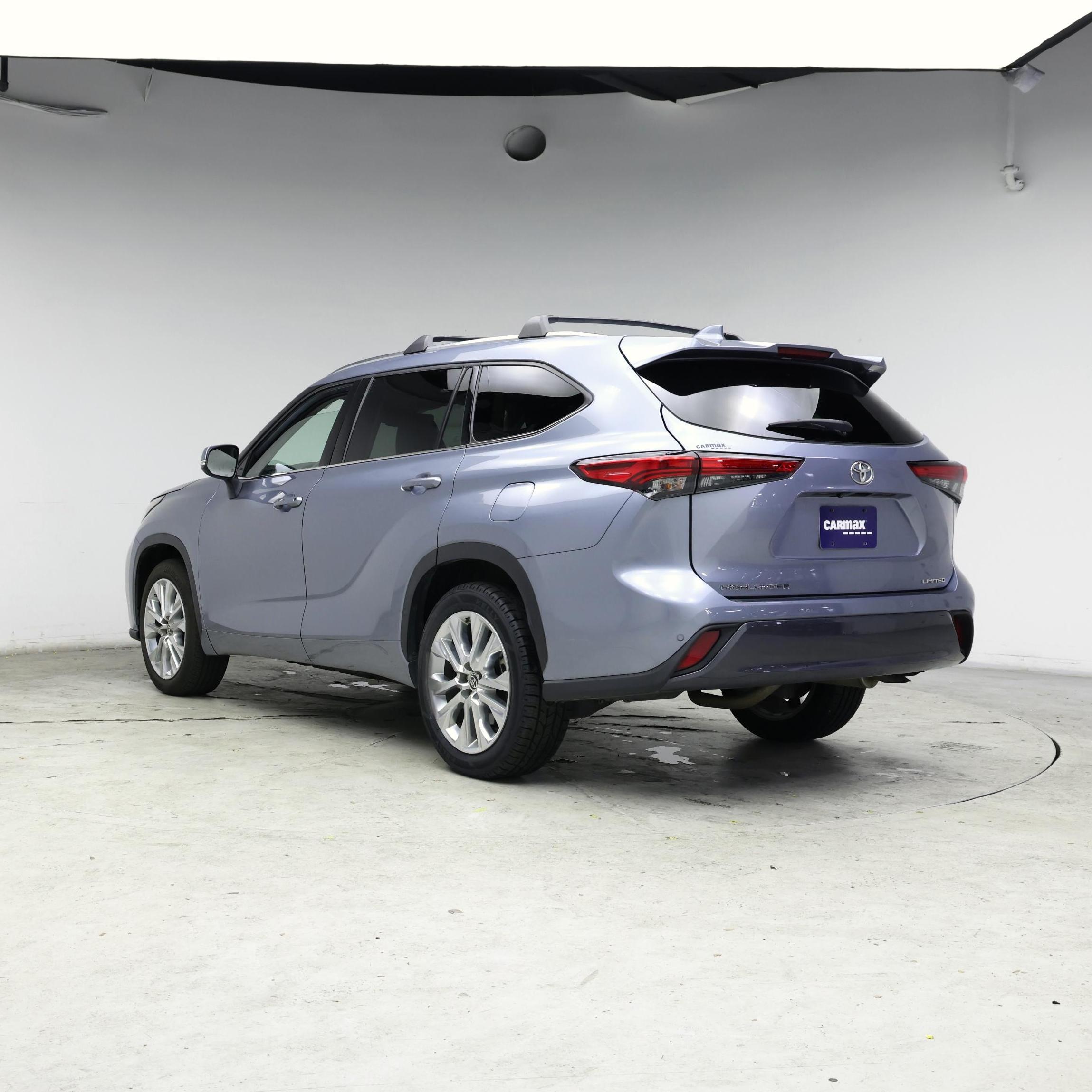 Thumbnail: 2020 Toyota Highlander - 2