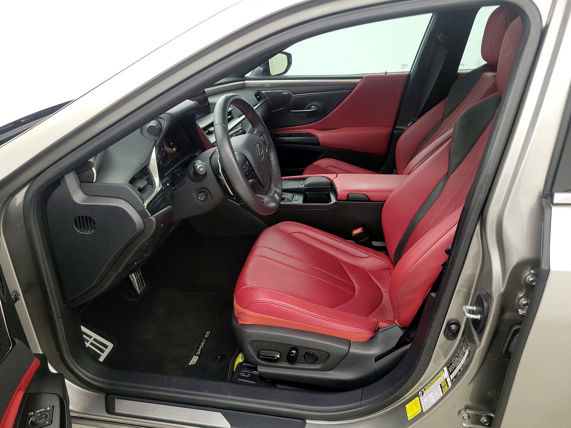 Thumbnail: 2021 Lexus ES - 11