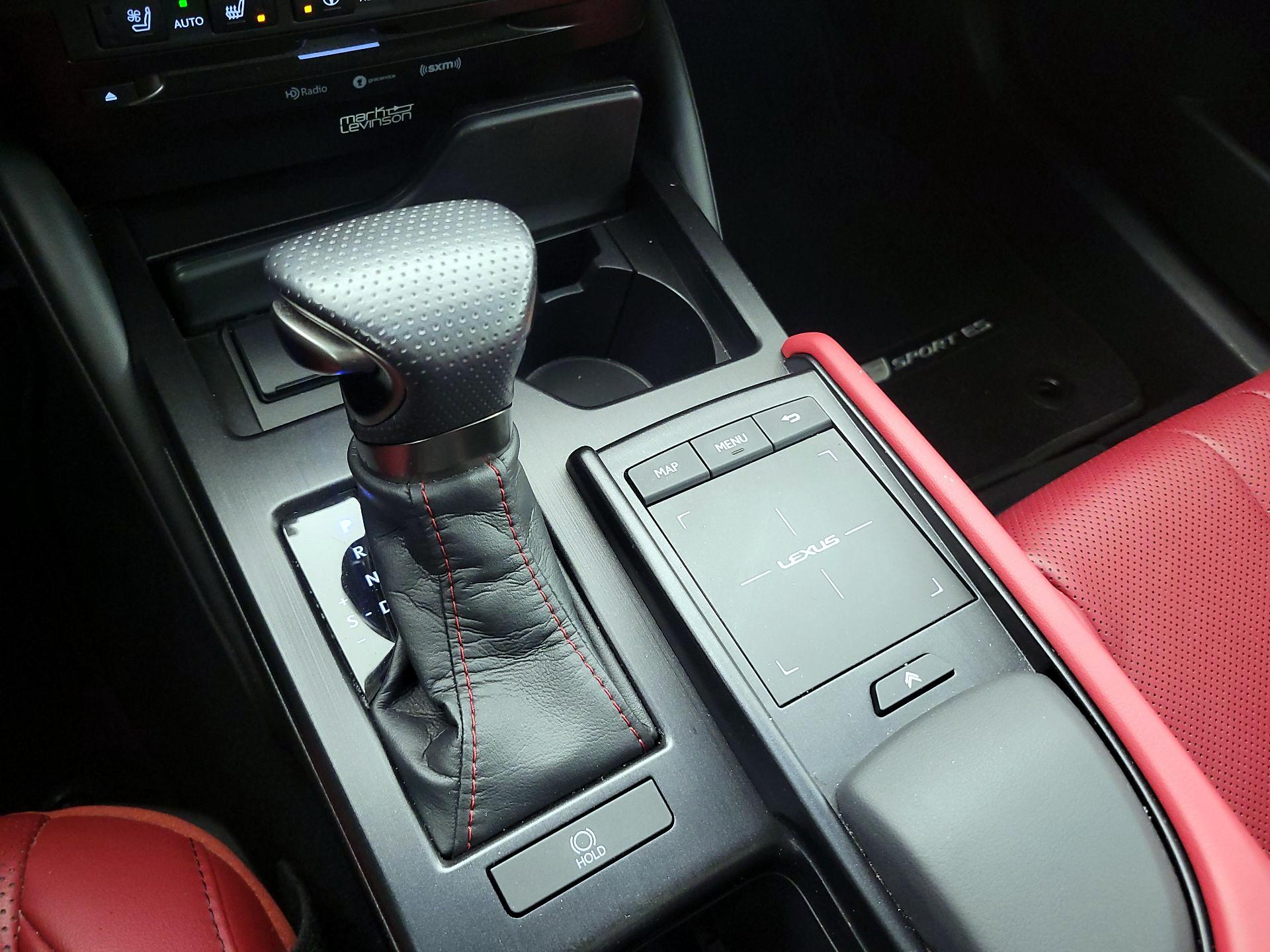 Thumbnail: 2021 Lexus ES - 18