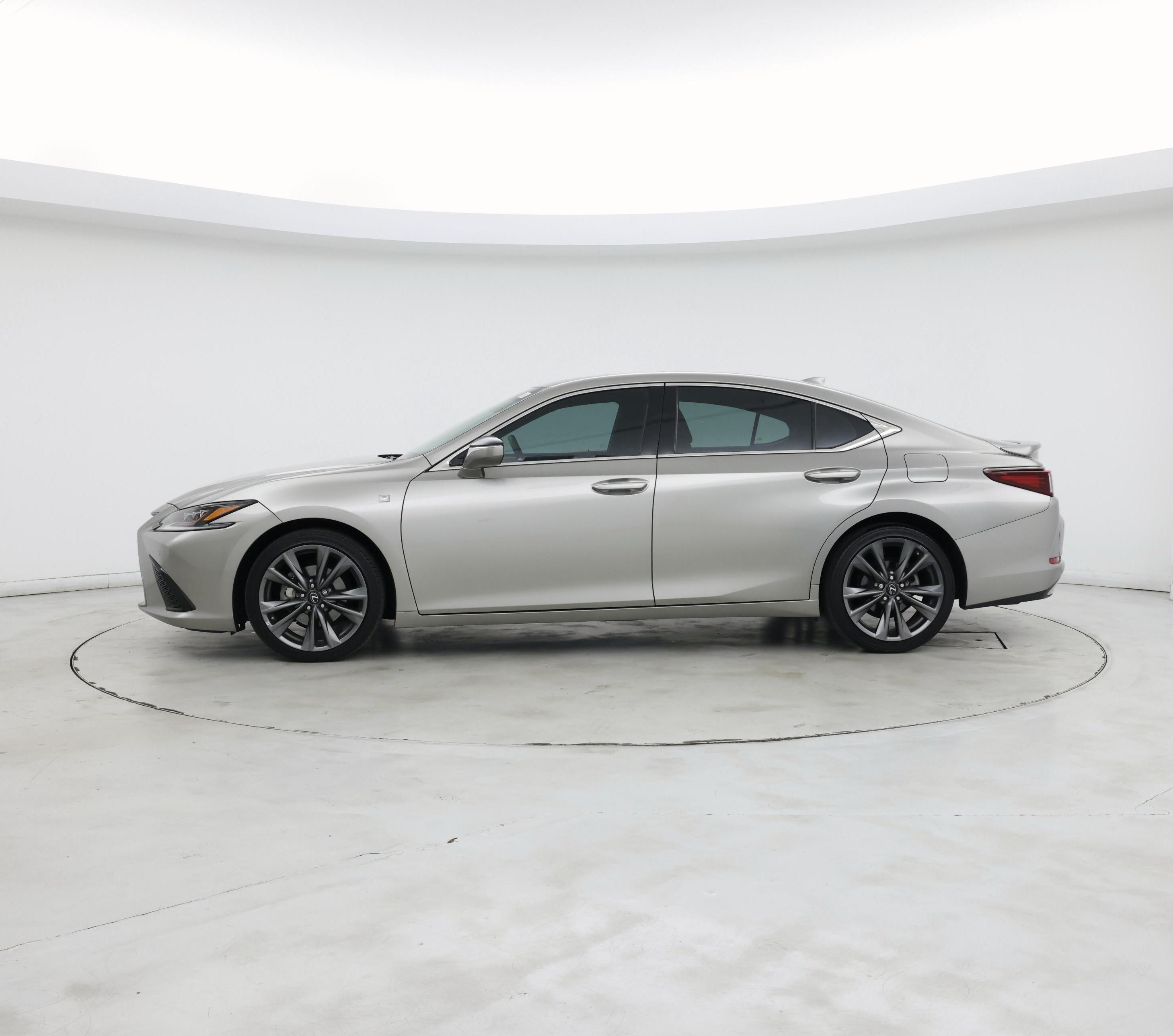 Thumbnail: 2021 Lexus ES - 3