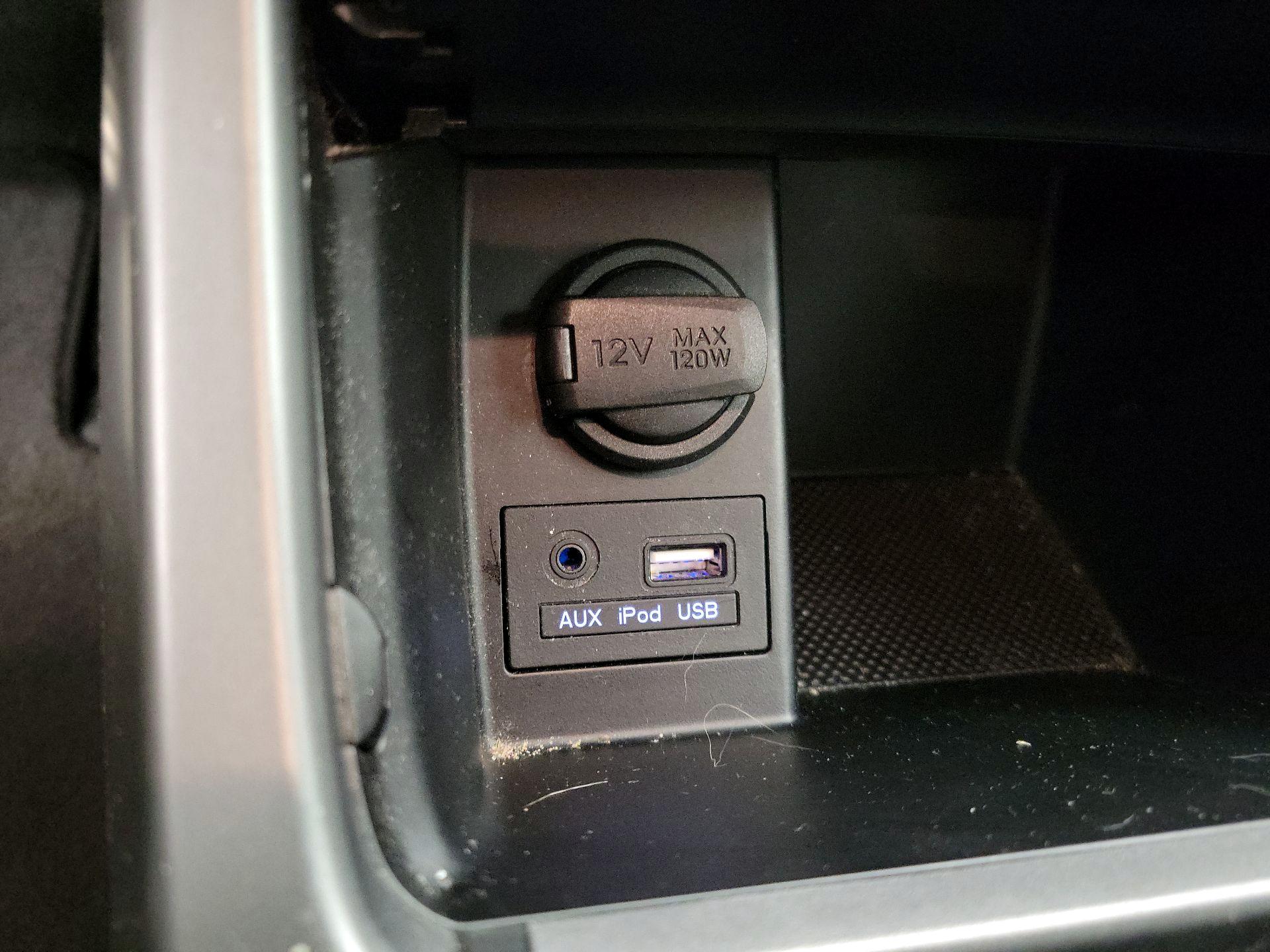 Thumbnail: 2014 Hyundai Elantra - 18