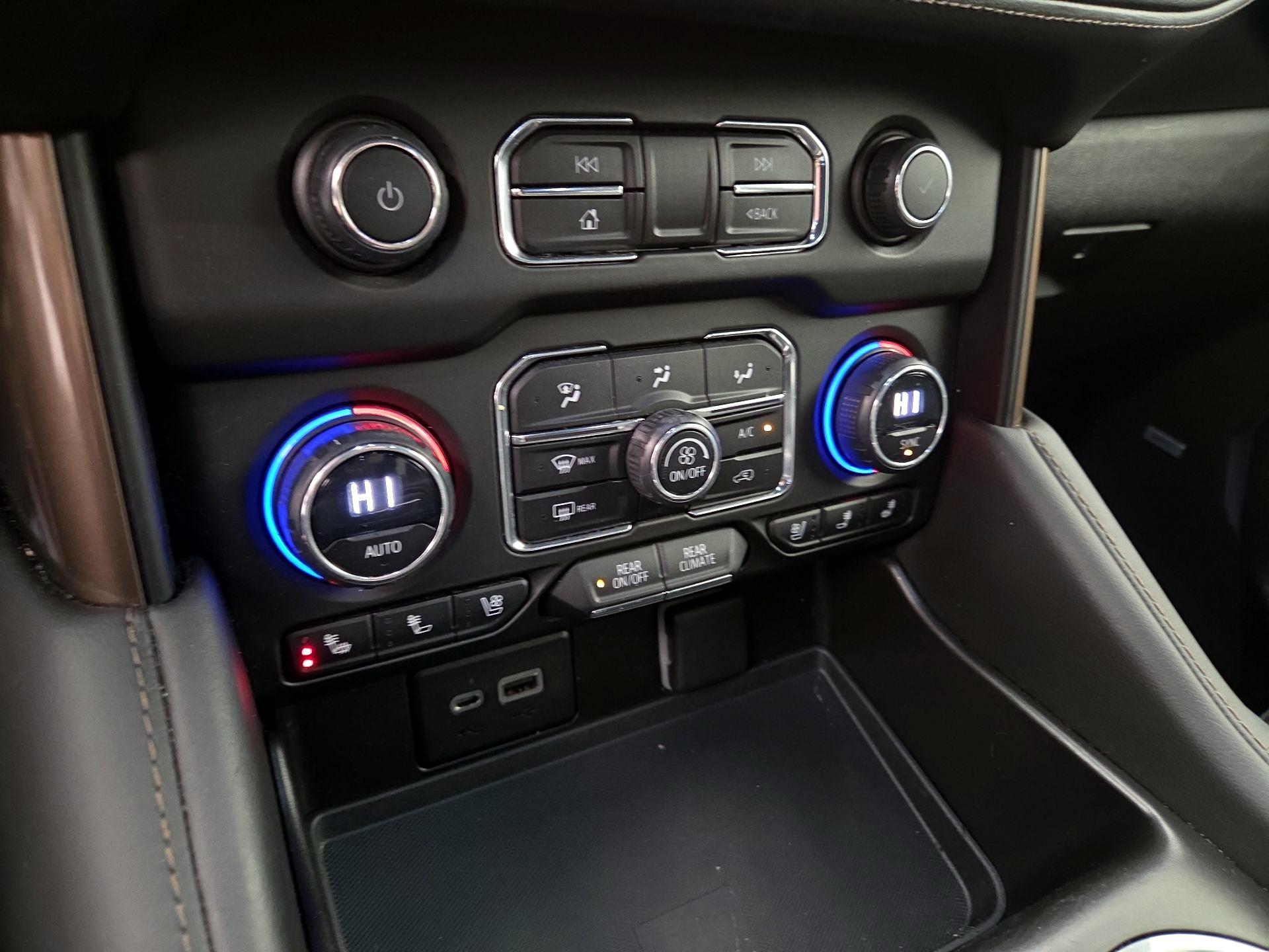 Thumbnail: 2023 Chevrolet Tahoe - 16