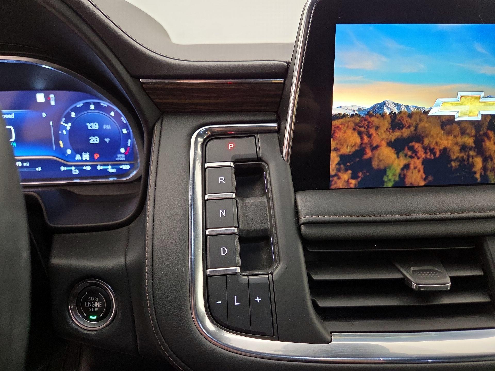 Thumbnail: 2023 Chevrolet Tahoe - 17