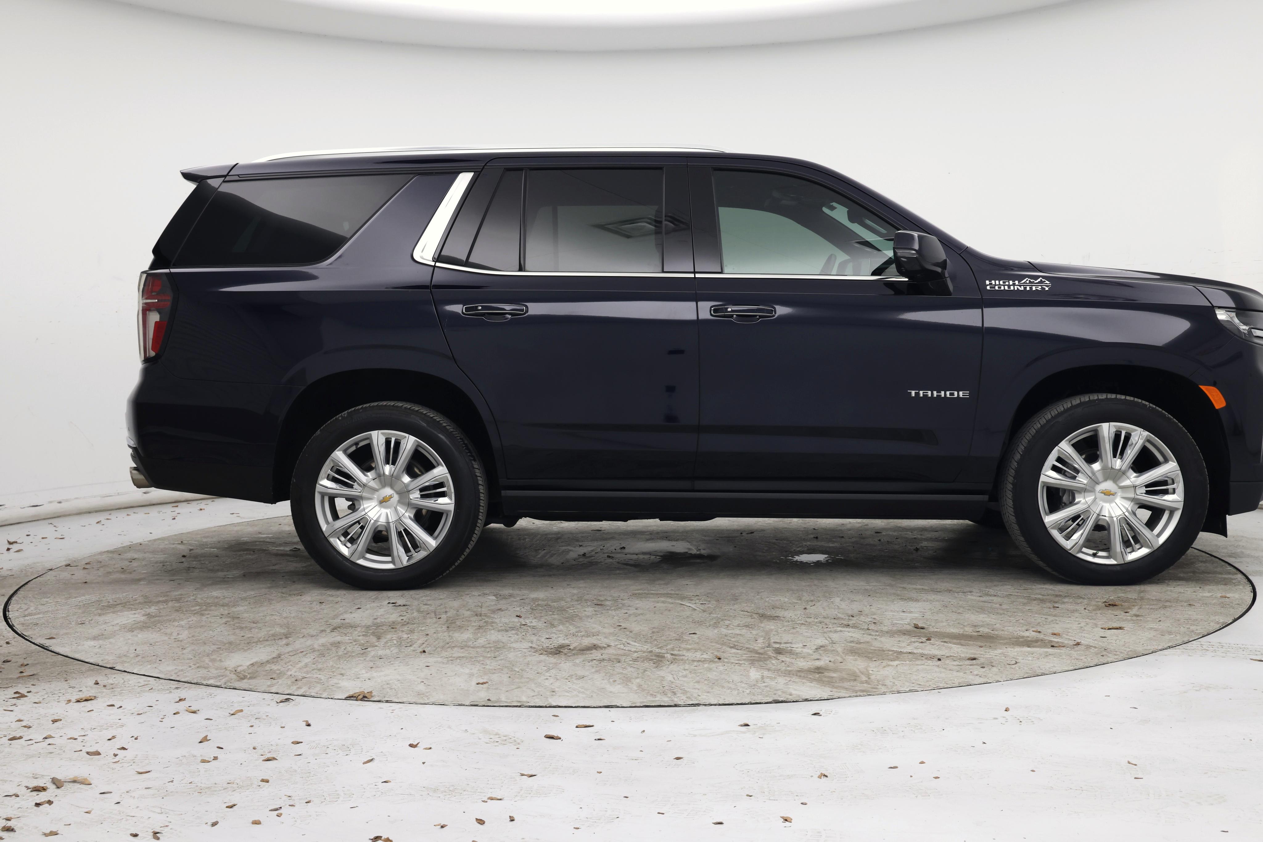 Thumbnail: 2023 Chevrolet Tahoe - 7