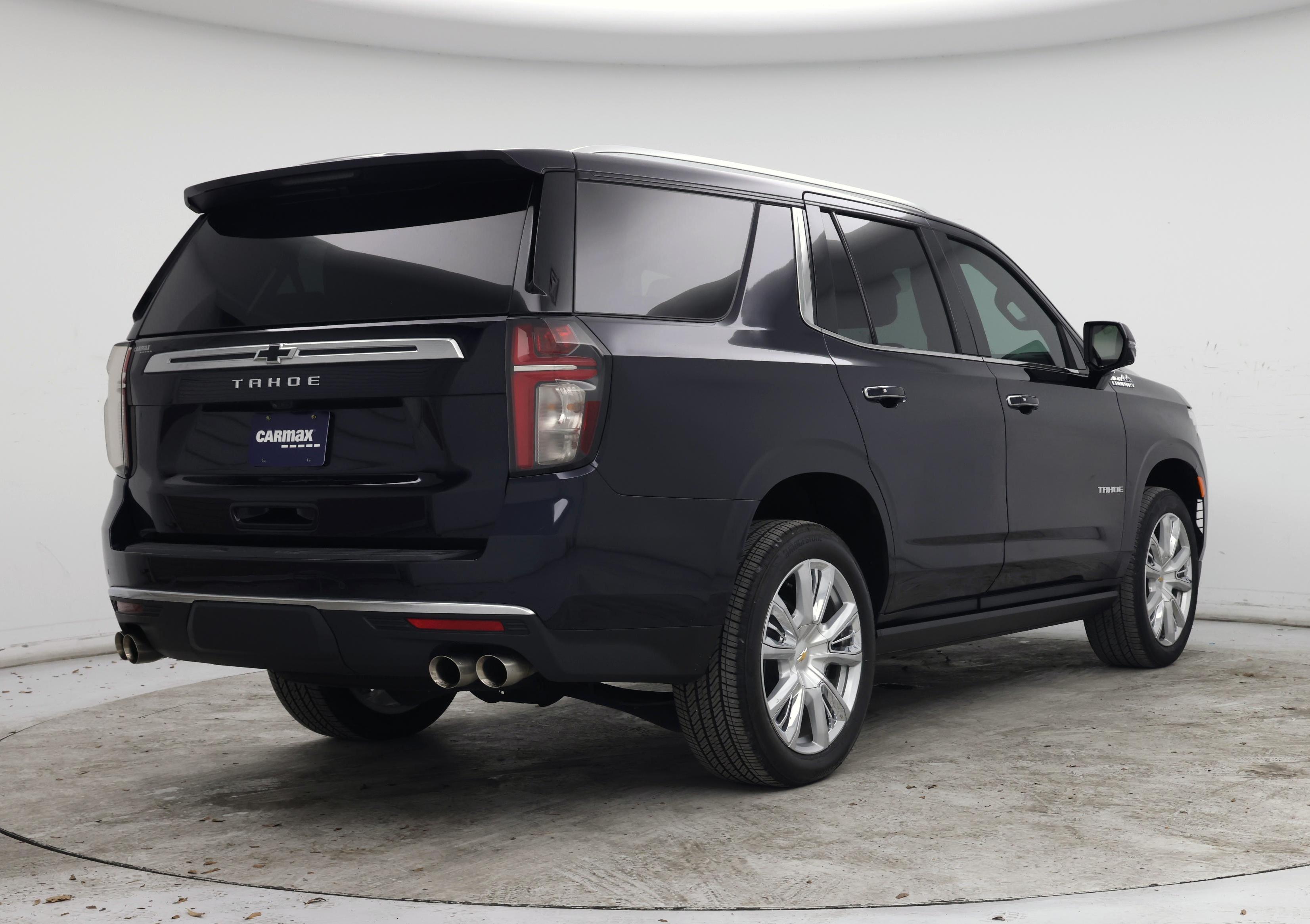 Thumbnail: 2023 Chevrolet Tahoe - 8