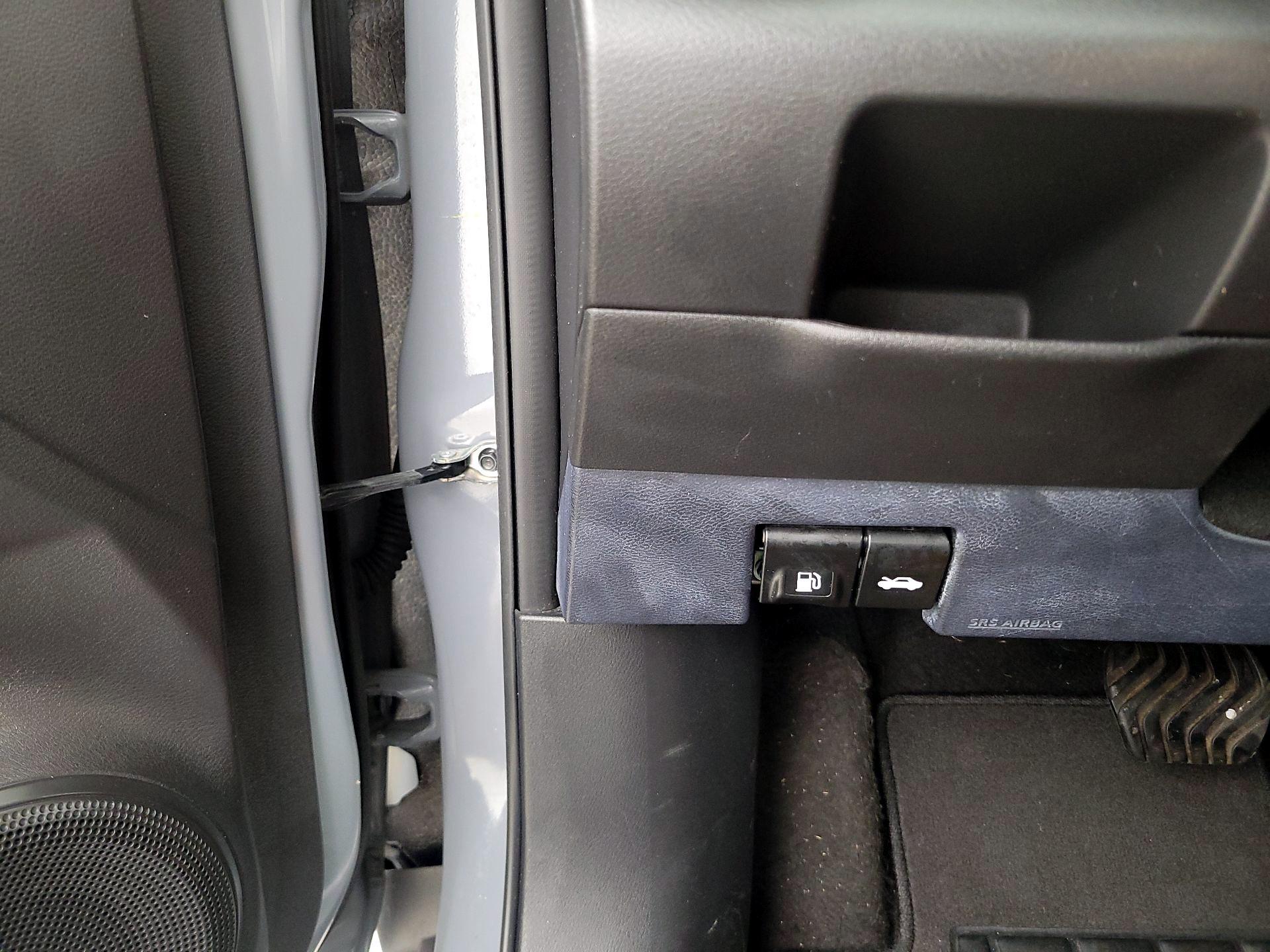 Thumbnail: 2022 Nissan Kicks - 13