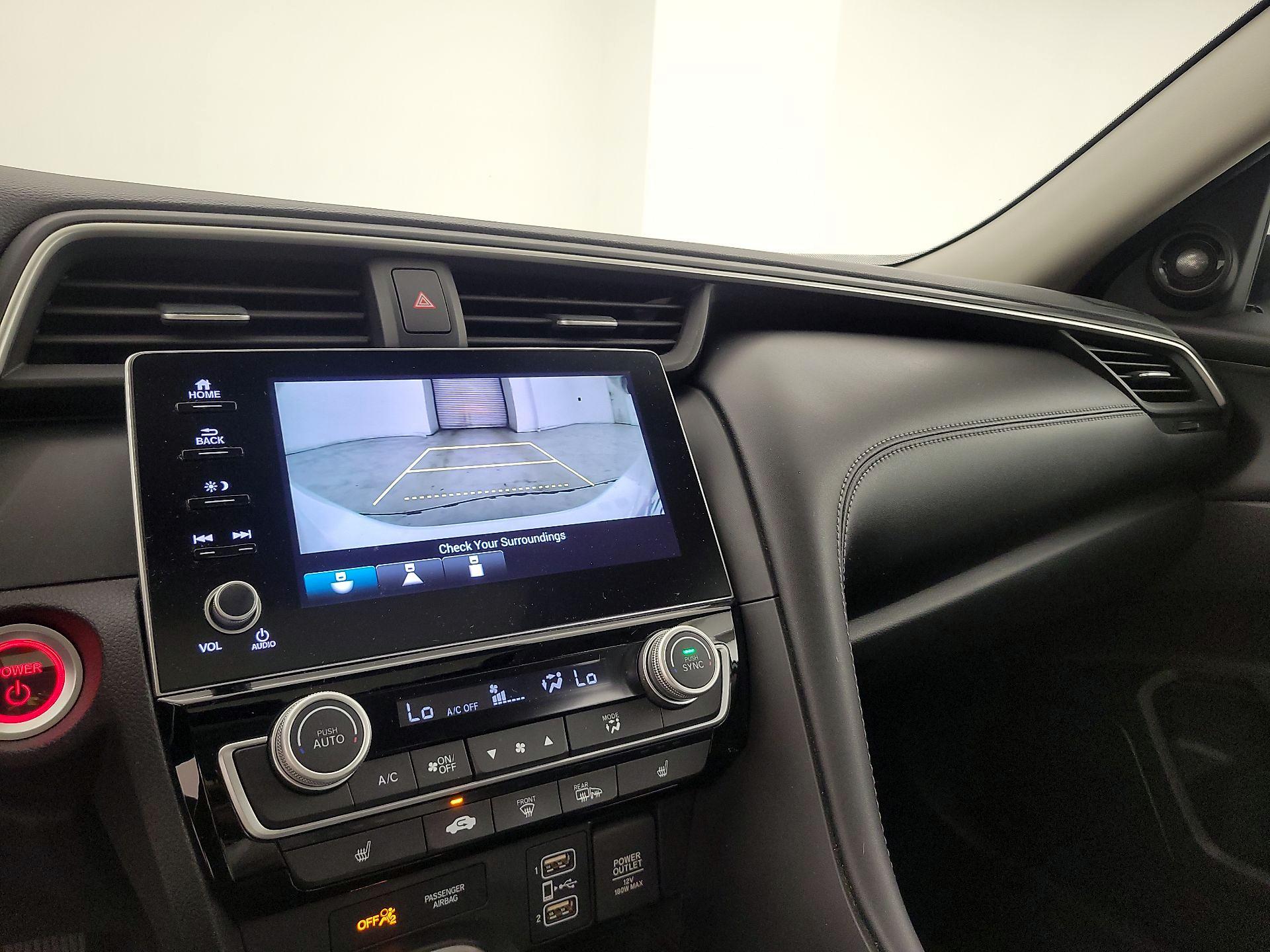 Thumbnail: 2019 Honda Insight - 15