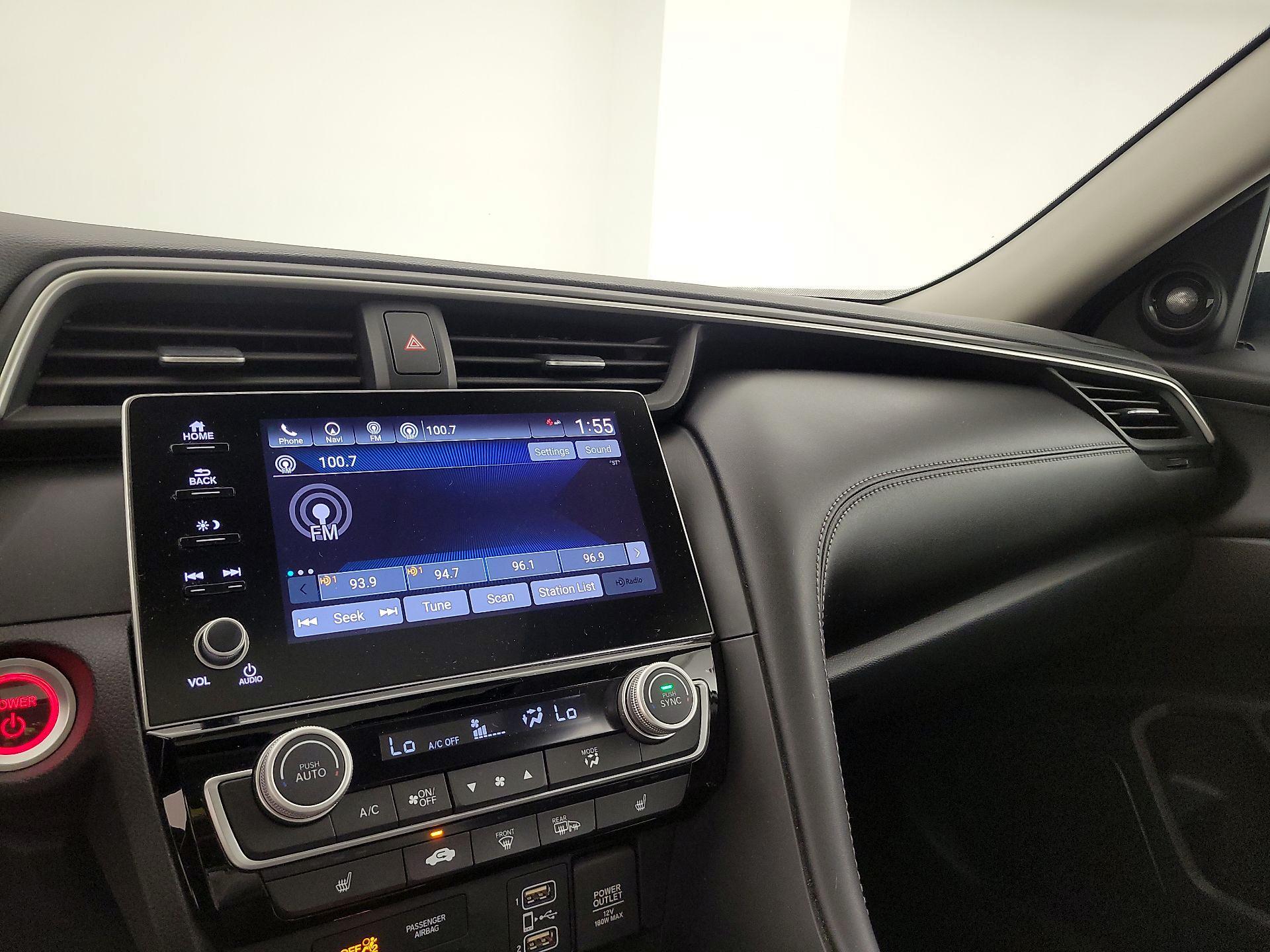 Thumbnail: 2019 Honda Insight - 16