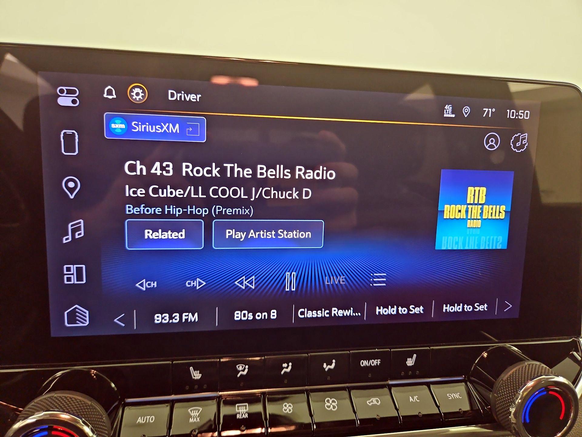 Thumbnail: 2024 Chevrolet Colorado - 16