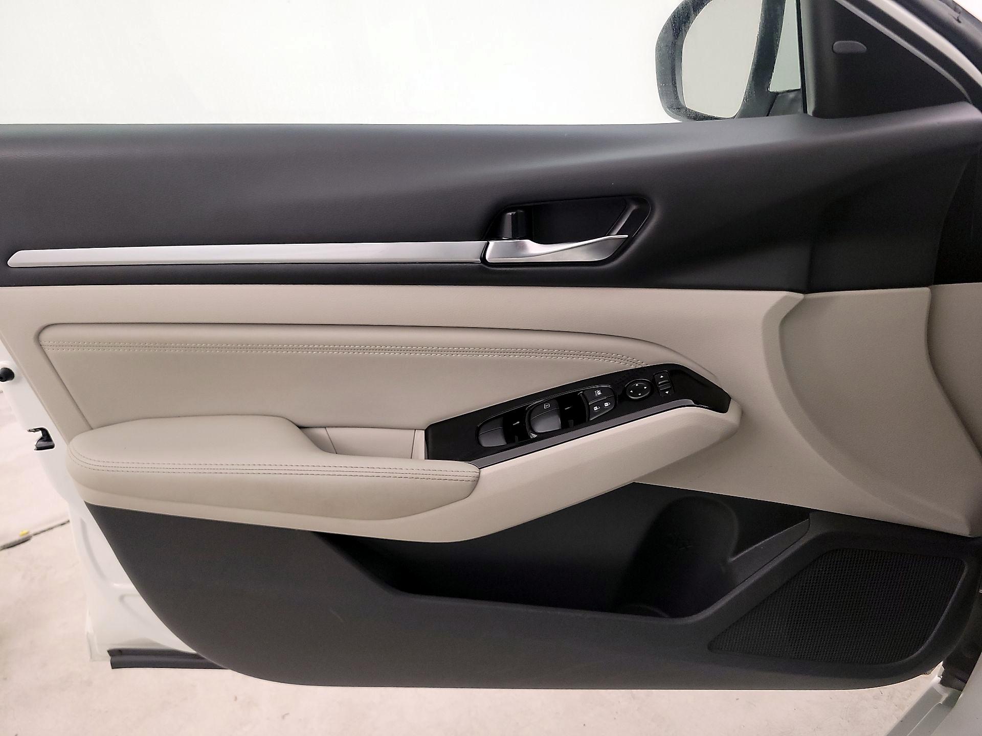 Thumbnail: 2023 Nissan Altima - 12