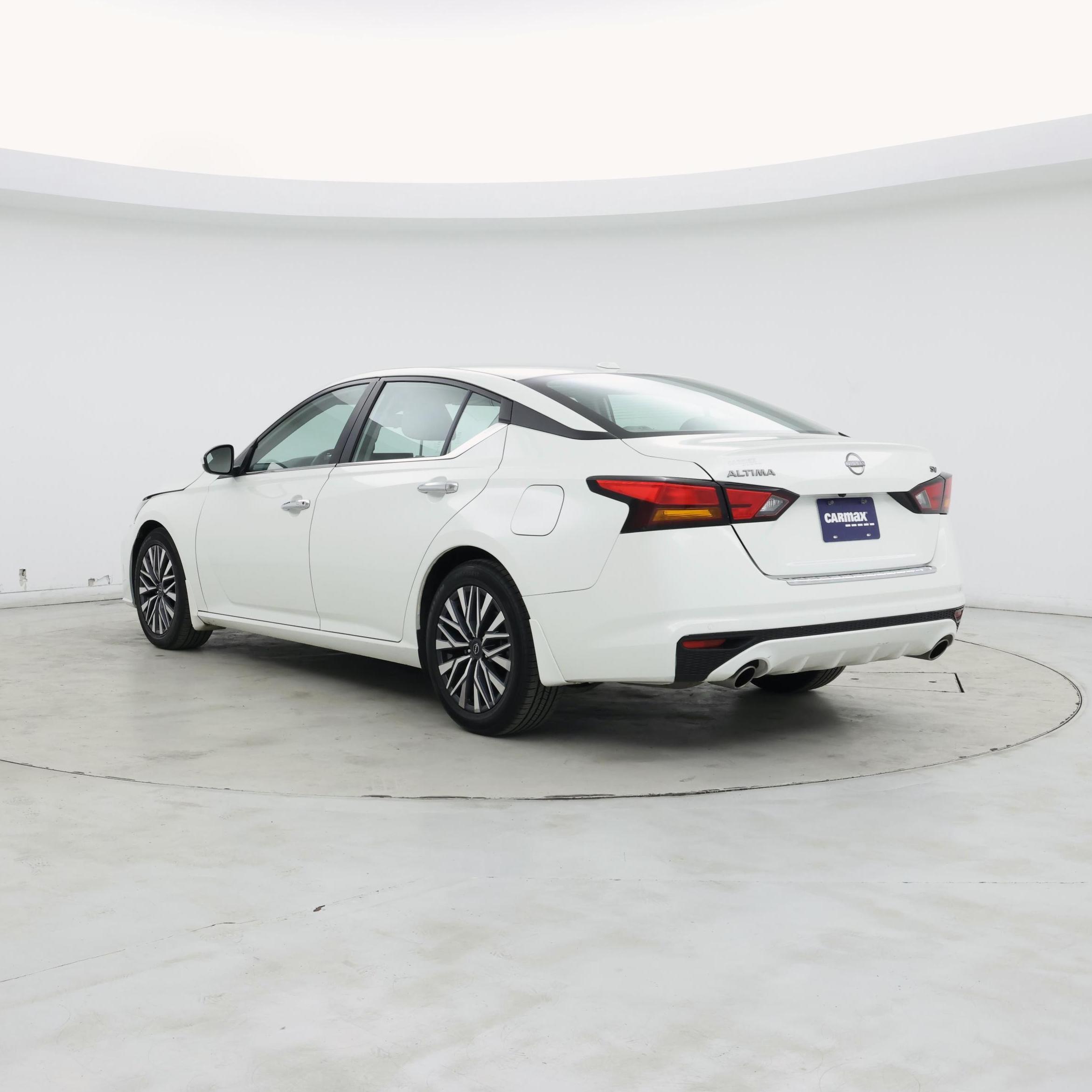 Thumbnail: 2023 Nissan Altima - 2