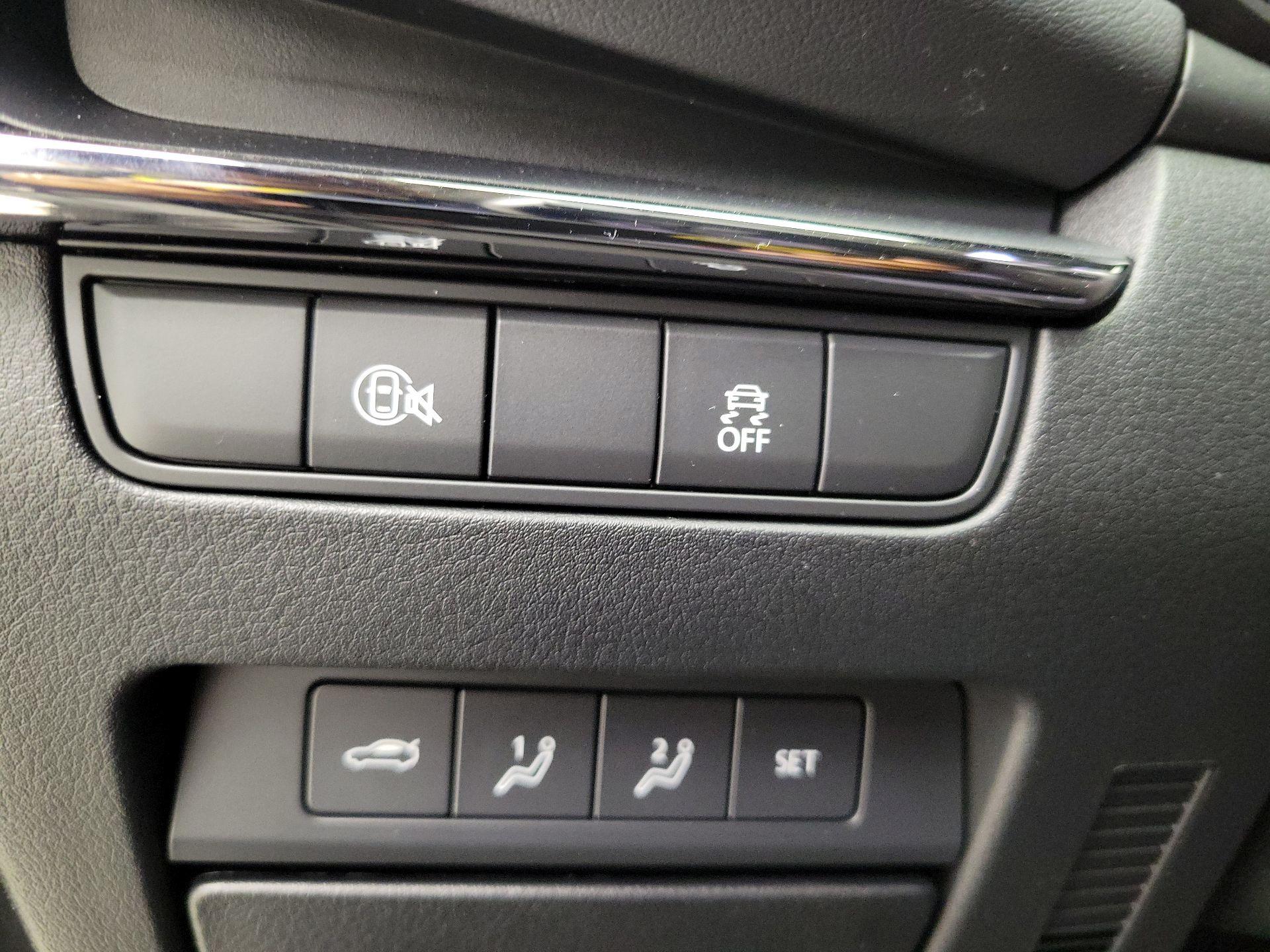 Thumbnail: 2025 Mazda Mazda3 - 13